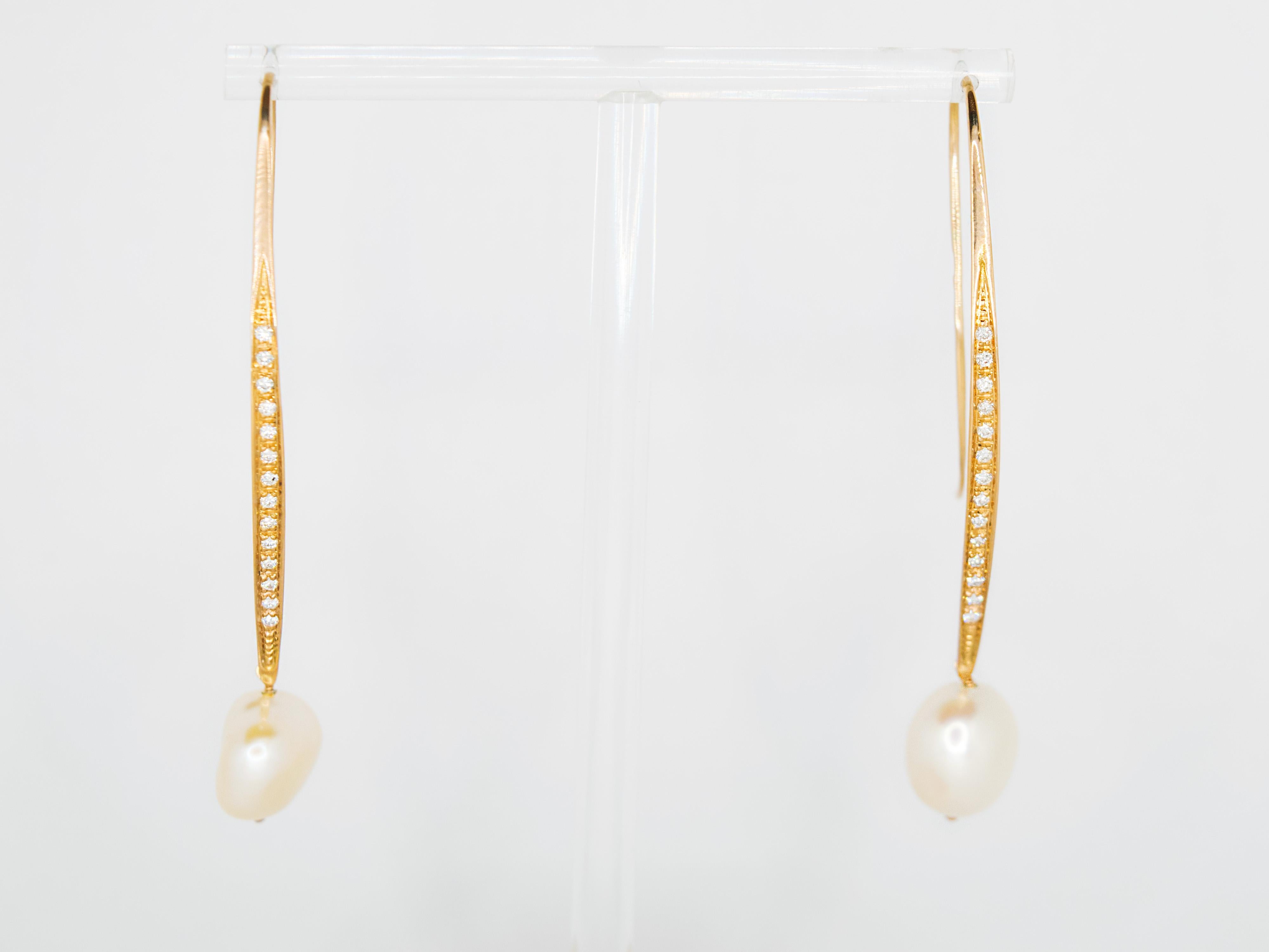 18 Kt Rose Gold, Diamonds and Pearls Earrings  In New Condition For Sale In Cattolica, IT