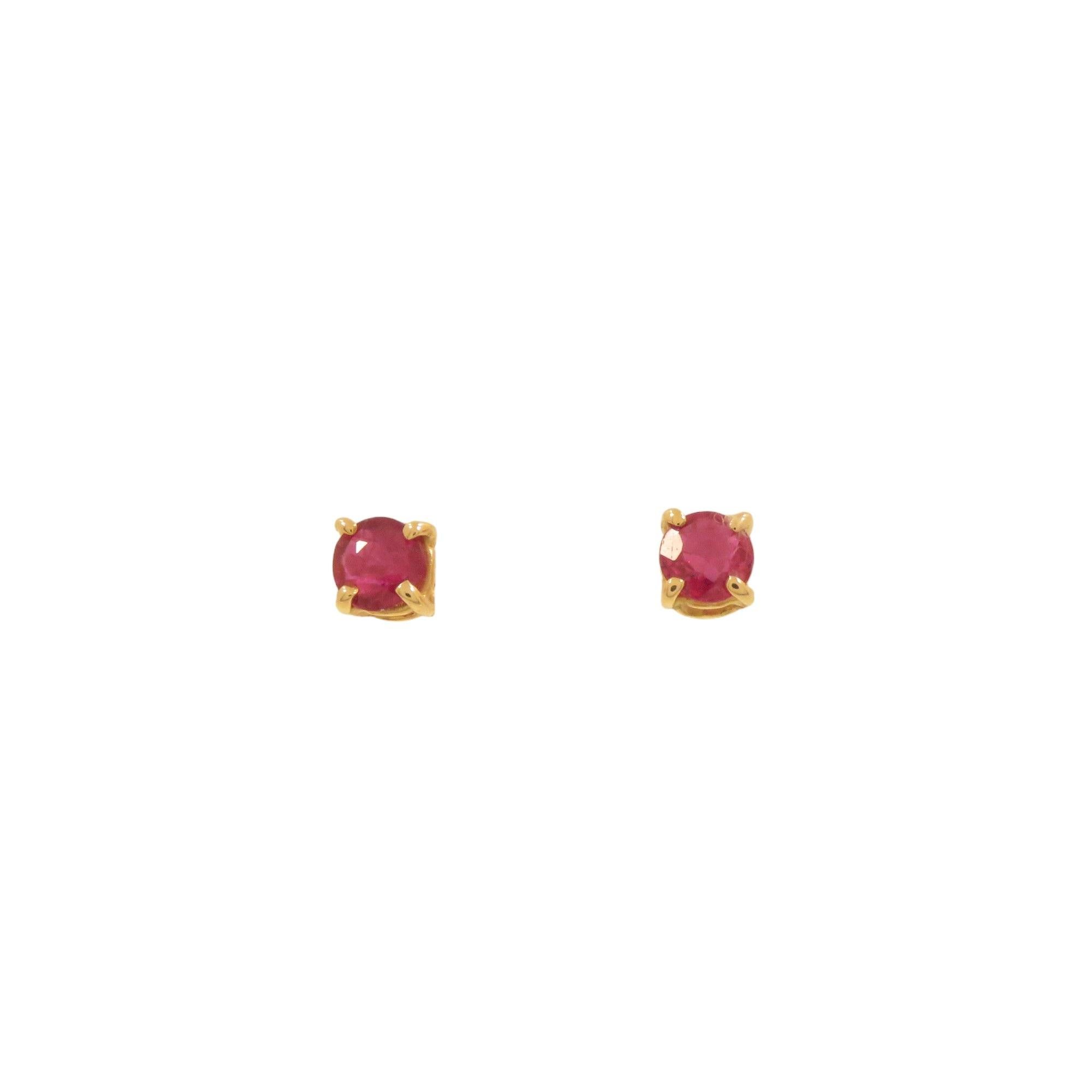 Rose Gold Earrings with Rubies made in Italy In New Condition For Sale In Milano, IT