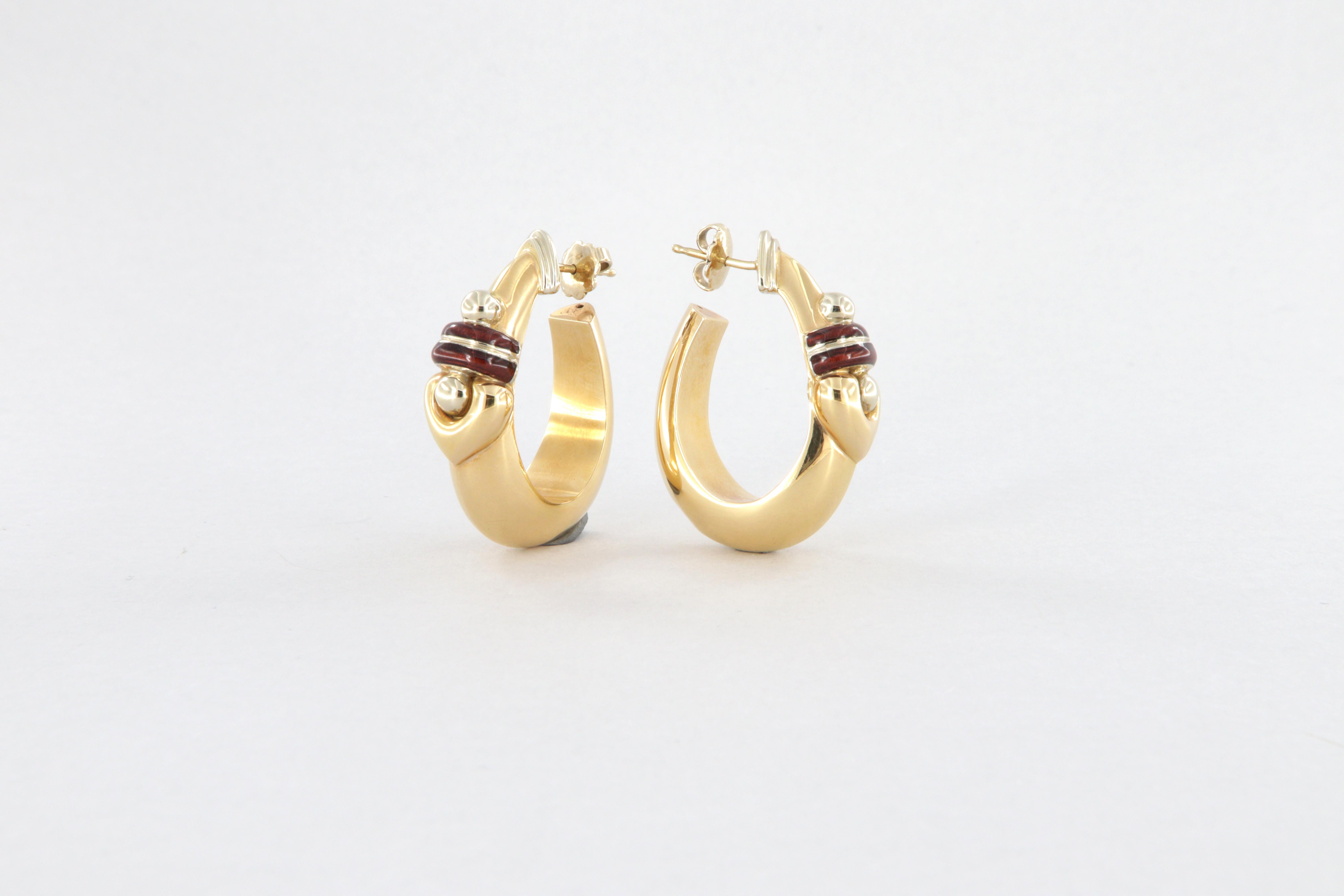 Contemporaneo Orecchini La Nouvelle Bague in oro e smalto in vendita