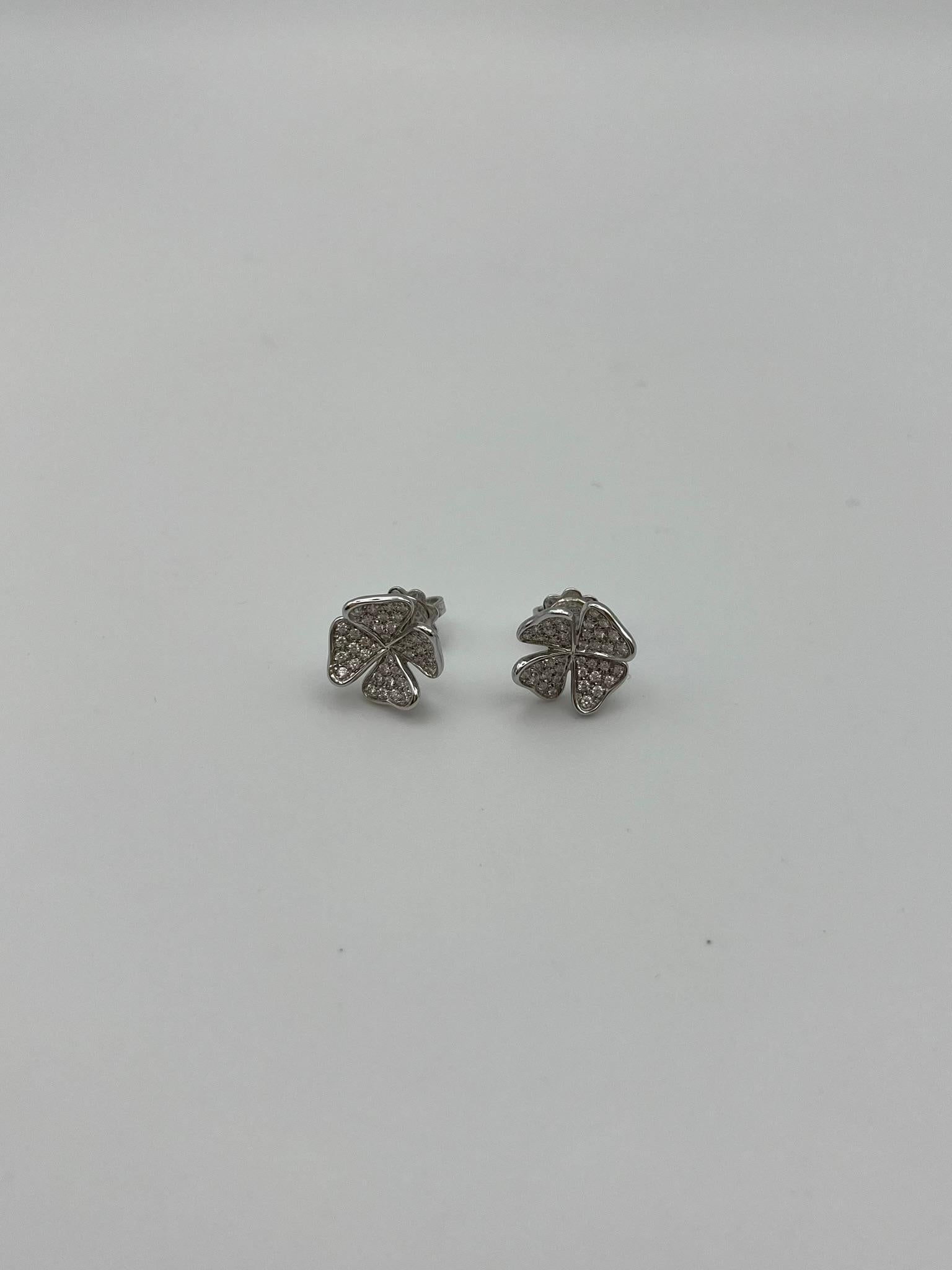 Donna Orecchini LeoPizzo a quadrifoglio in oro bianco 18 kt. e diamanti bianchi in vendita