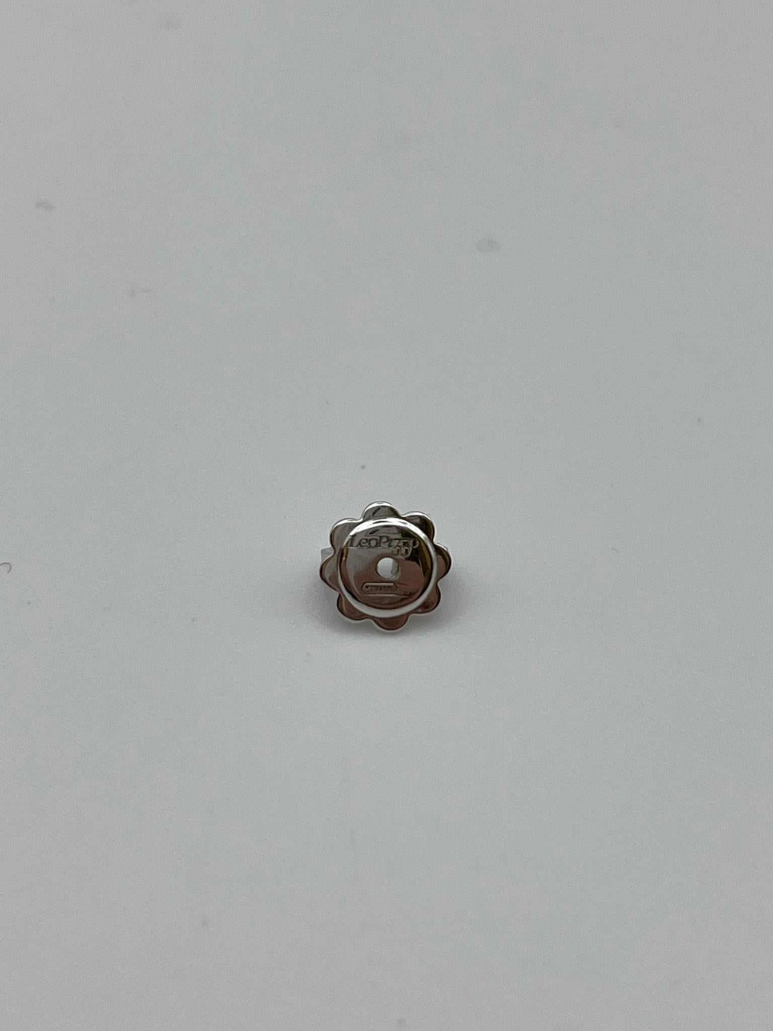 Orecchini LeoPizzo a quadrifoglio in oro bianco 18 kt. e diamanti bianchi in vendita 3