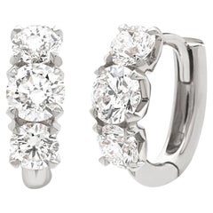 Luce earrings in white gold and brilliant-cut diamonds