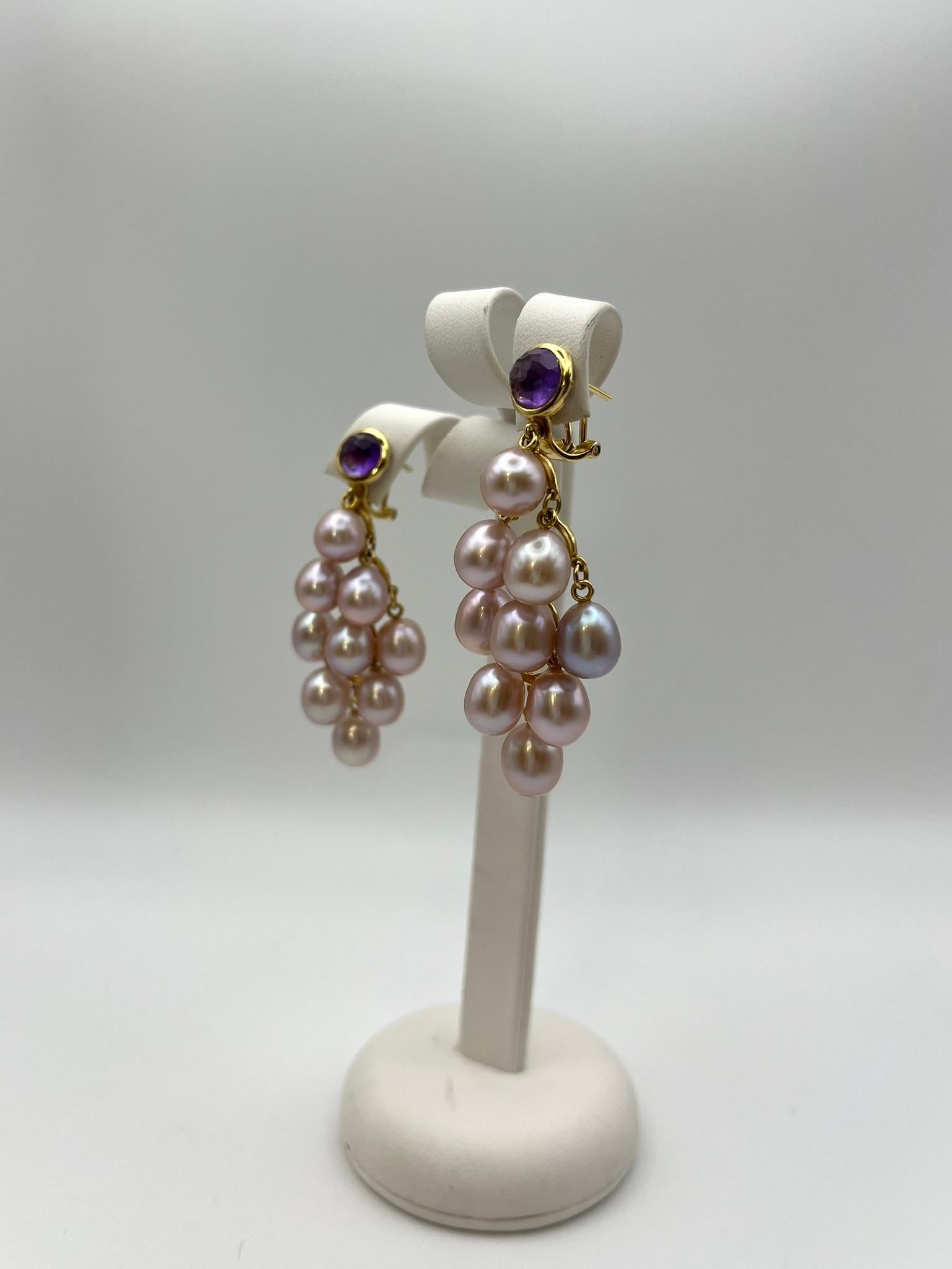 Cushion Cut Boucles d'oreilles Mimì Milano avec perles et améthystes en vente