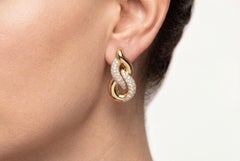 Pendientes con forma de nudo, oro amarillo de 18 quilates, 3,51 quilates de diamantes