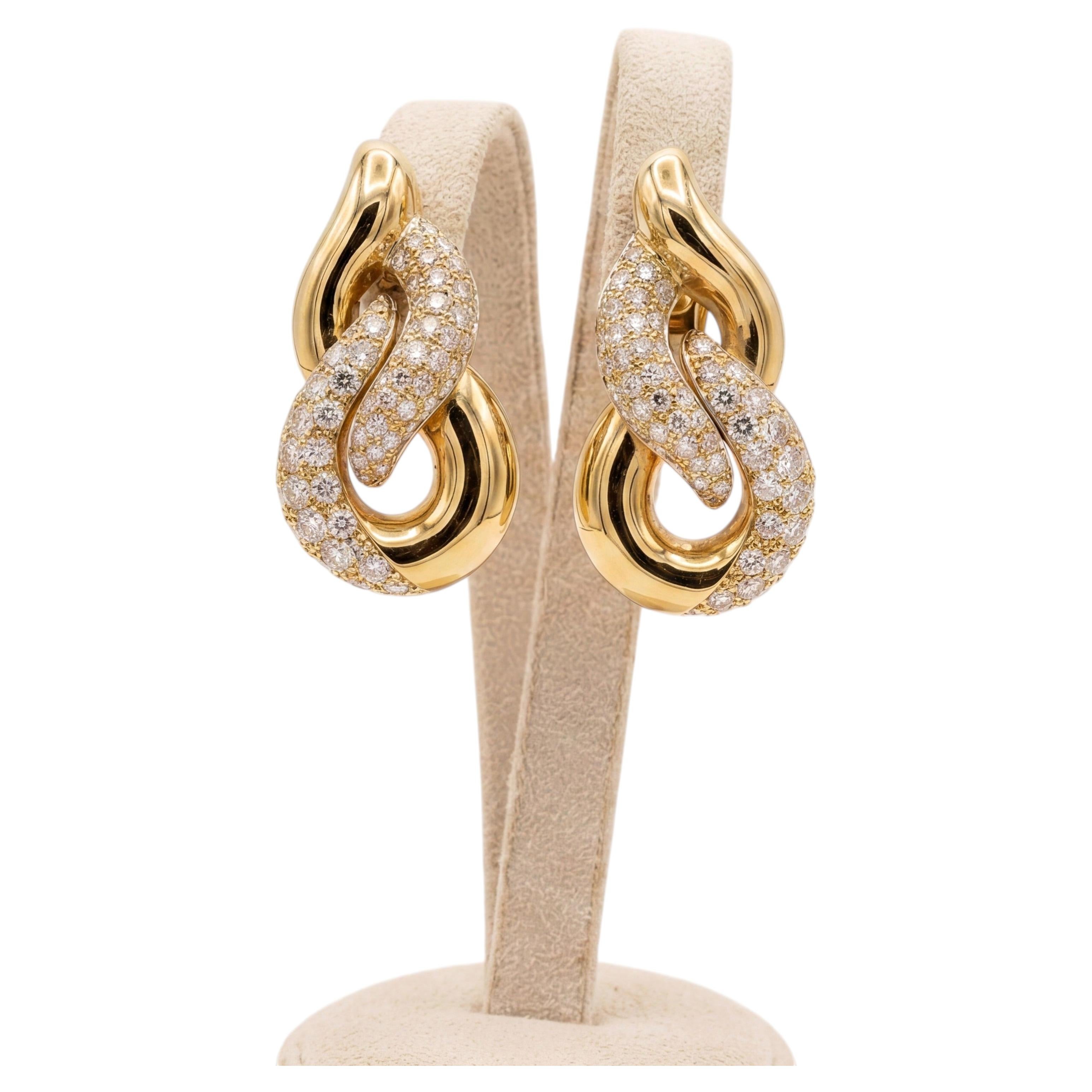18K Yellow Gold Knot Earrings, 3.51 ct Diamonds For Sale