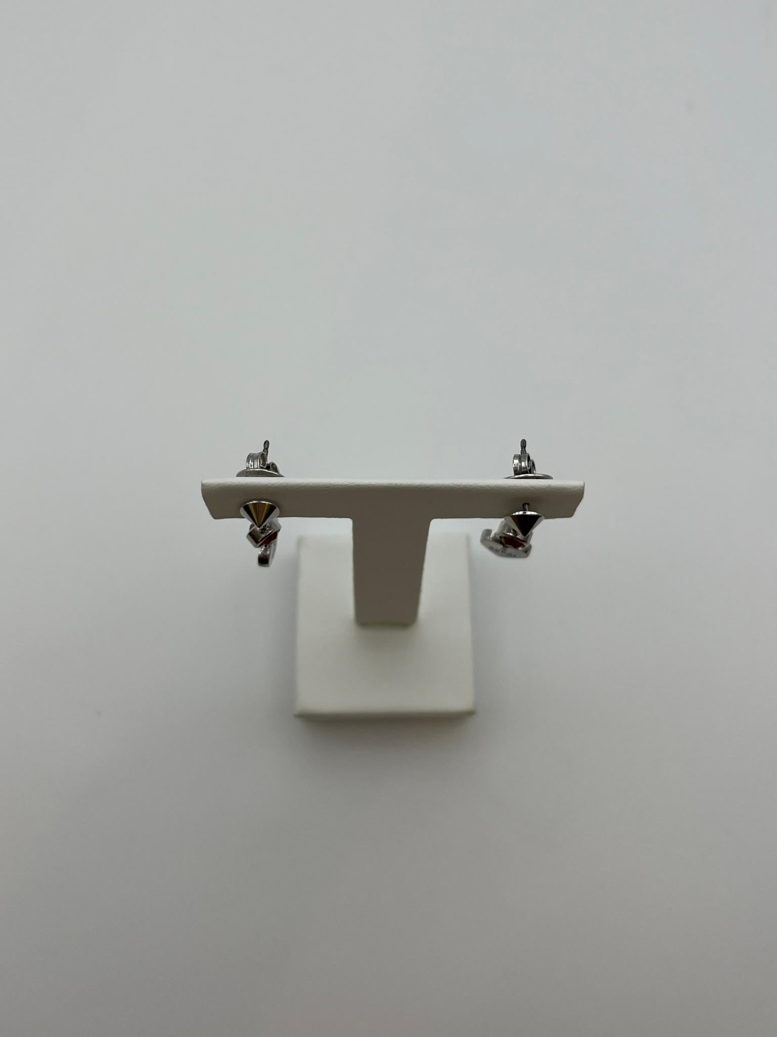 Gucci Heart Drop dangle earrings in 925 sterling silver In New Condition For Sale In Abano Terme, IT