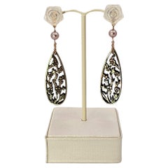 Dark Mother of Pearl, Quartz and Pearl Earrings in 18Kt Gold