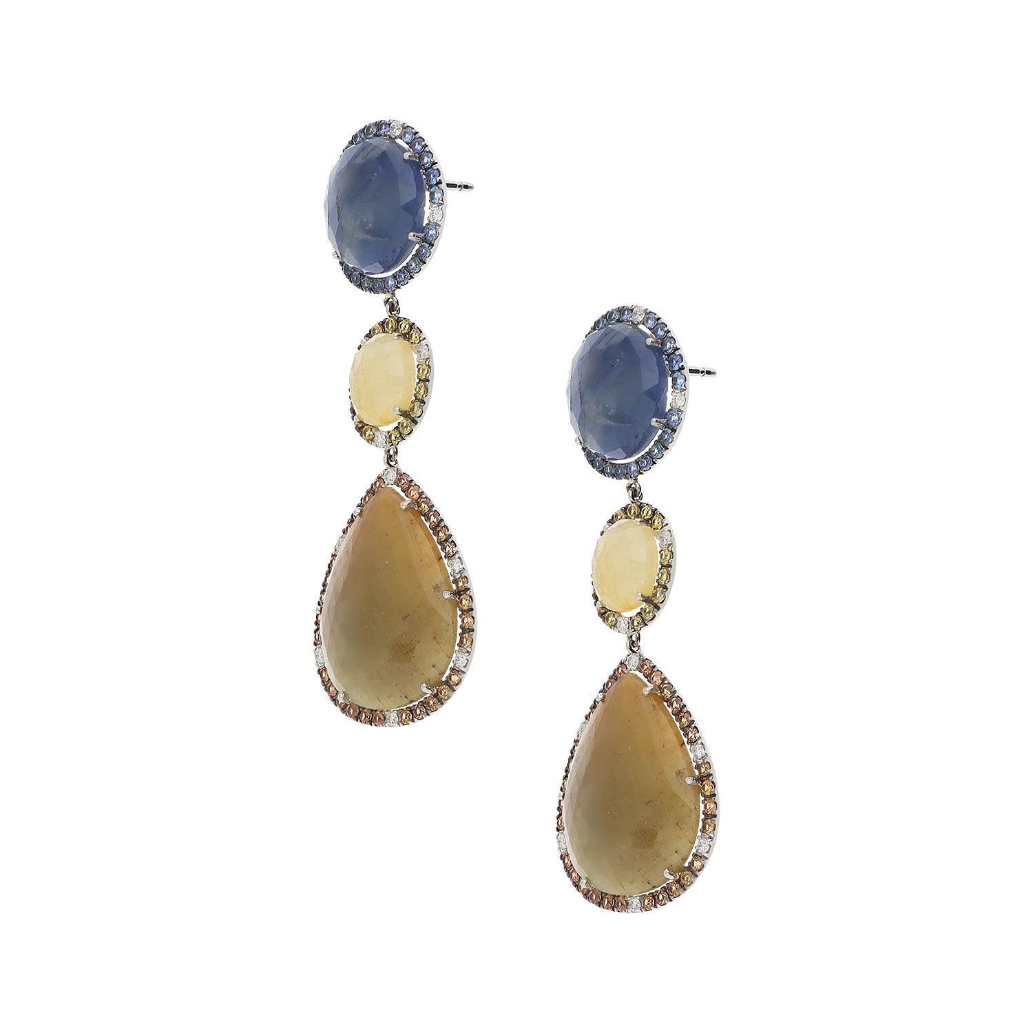 Pendants d'oreilles en or blanc avec diamants, saphirs et racines Unisexe en vente