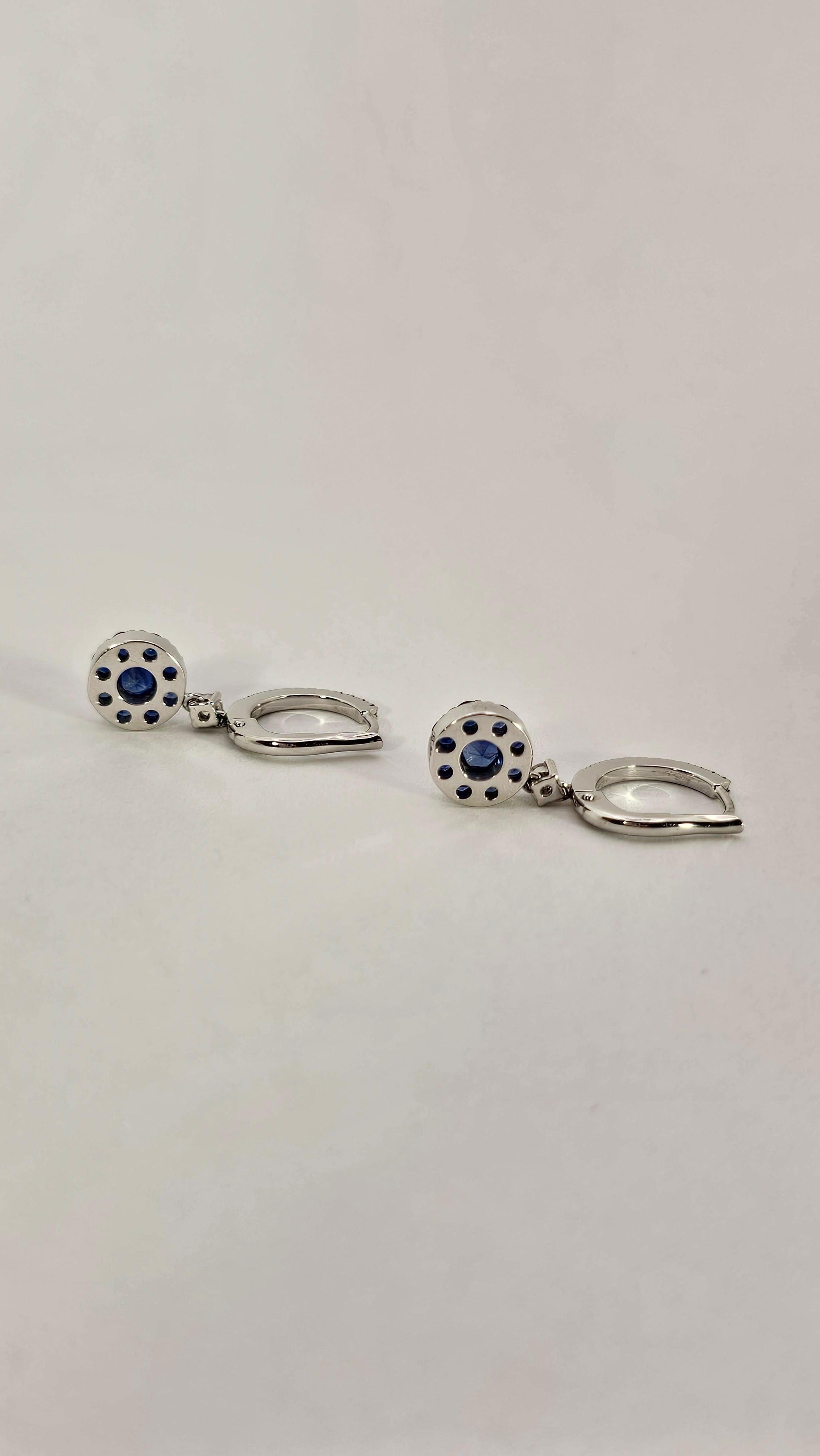 White gold pendant earrings with Blue Sapphires and Diamonds In New Condition For Sale In Cattolica, IT