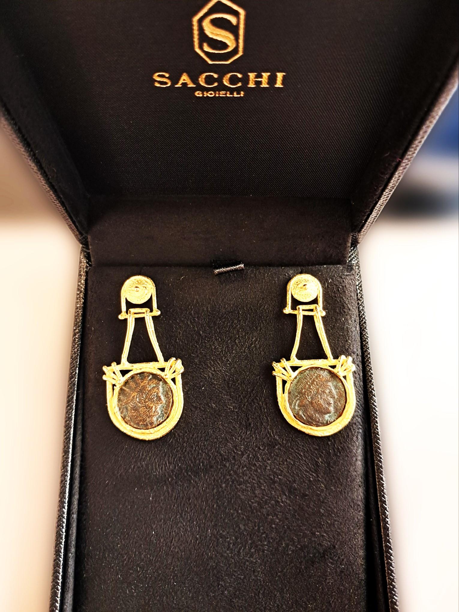 Boucles d'oreilles Sacchi avec pièces de monnaie romaines en or 18 carats Collection 