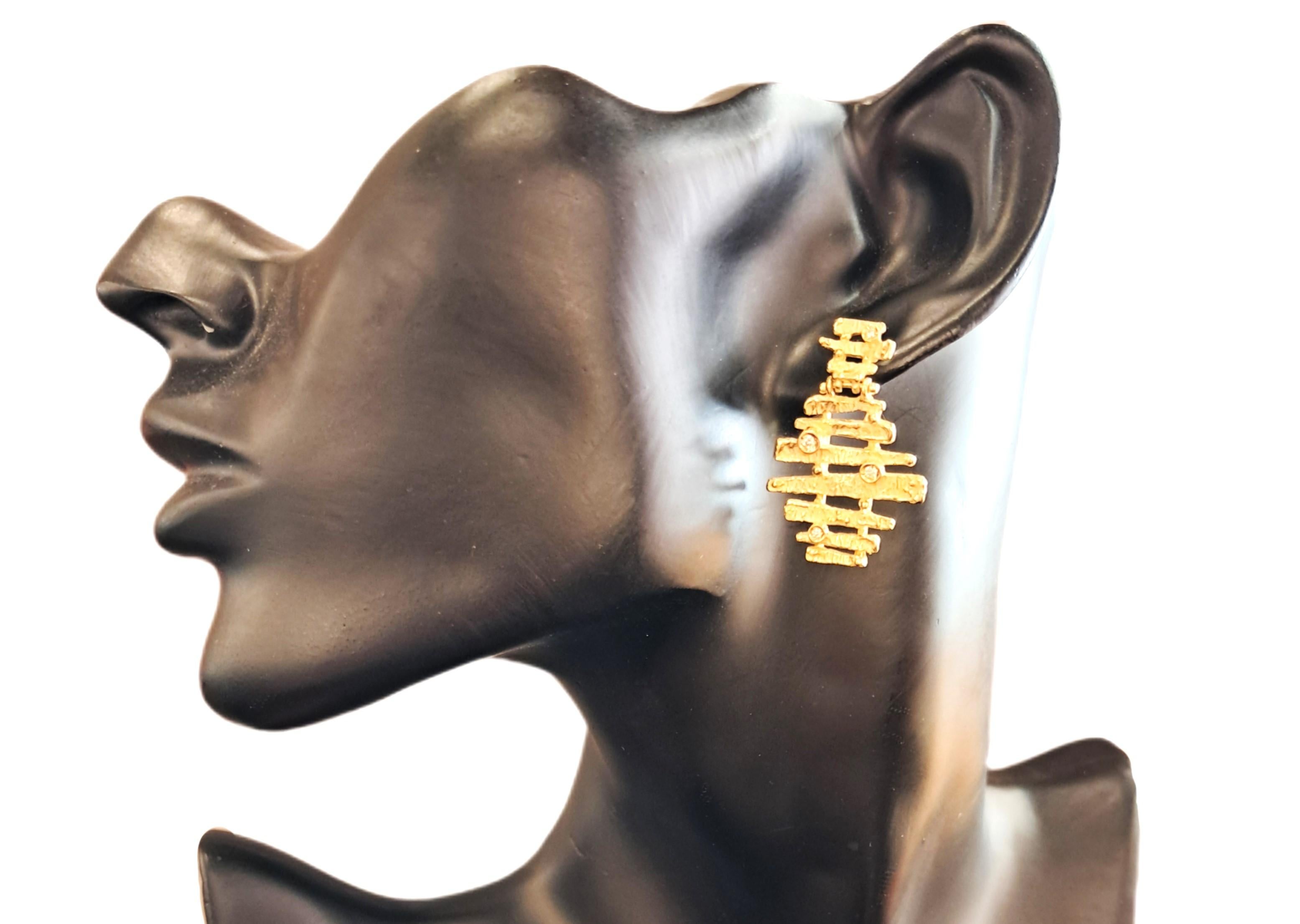 Taglio brillante Orecchini Sacchi in oro 18k e Diamanti Collezione Steps in vendita