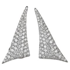 Sculptural Sail-Shaped Earrings in 18k White Gold with Diamond Pavé