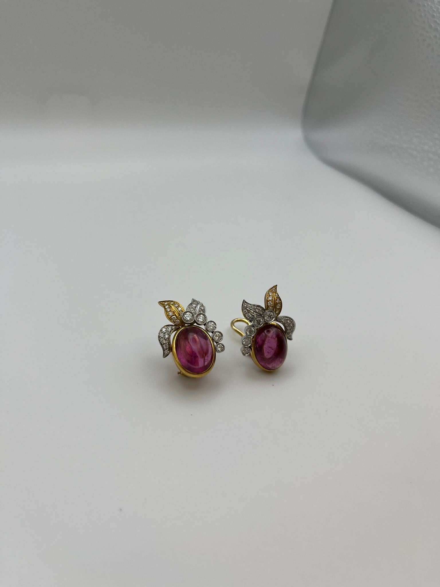 Pendientes vintage en oro de 18 kt. con cabujón de turmalina y diamantes en venta 3