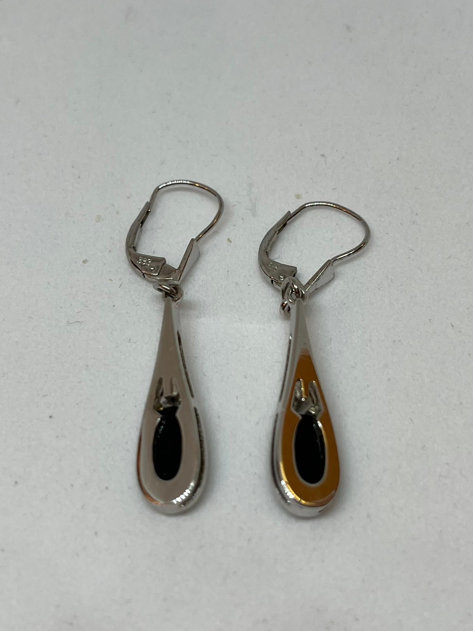 Femenino o masculino Pendientes vintage de oro blanco de 9 kt con onix y diamante en venta