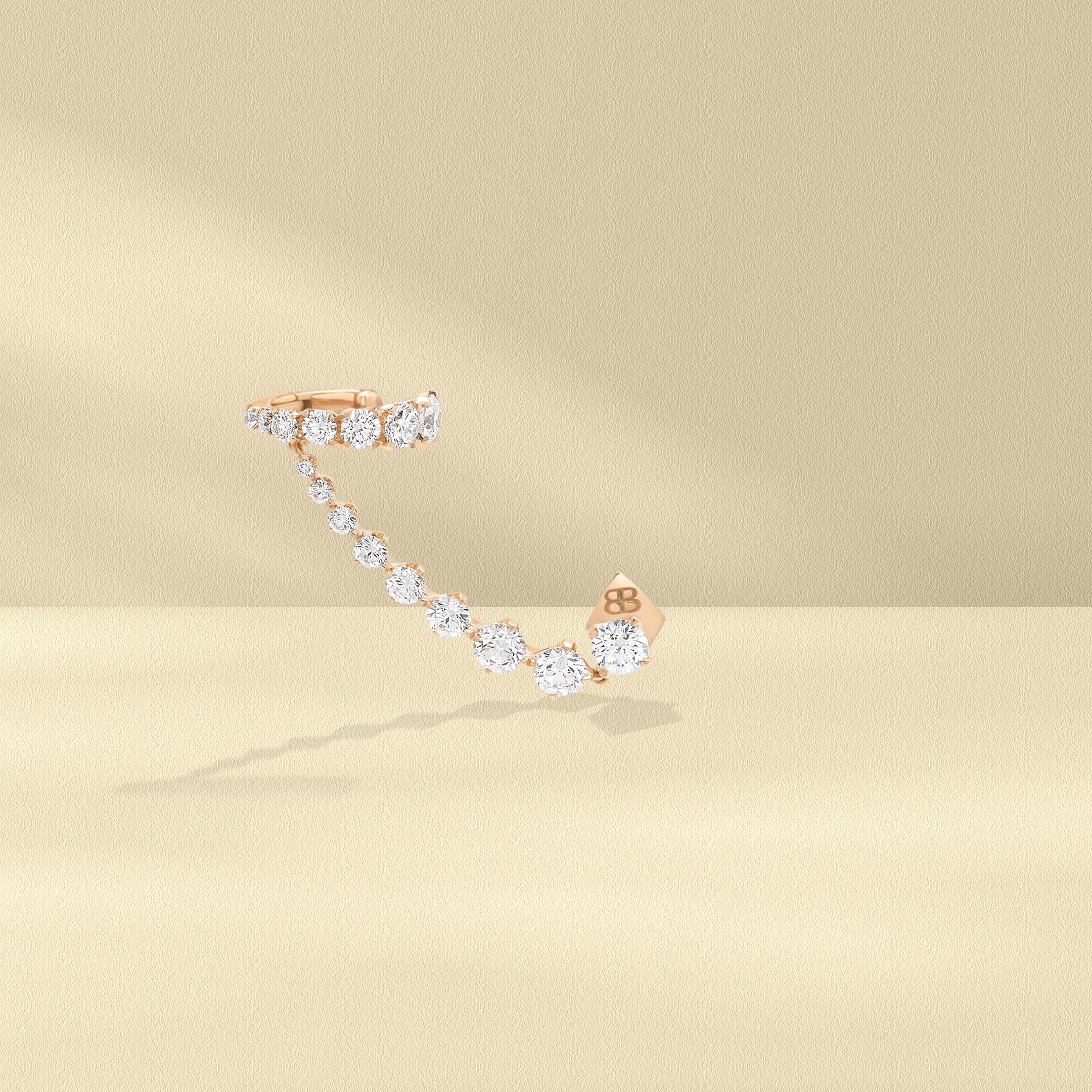 Brilliant Cut LIGHT earcuff earring in white gold and brilliant-cut diamonds For Sale