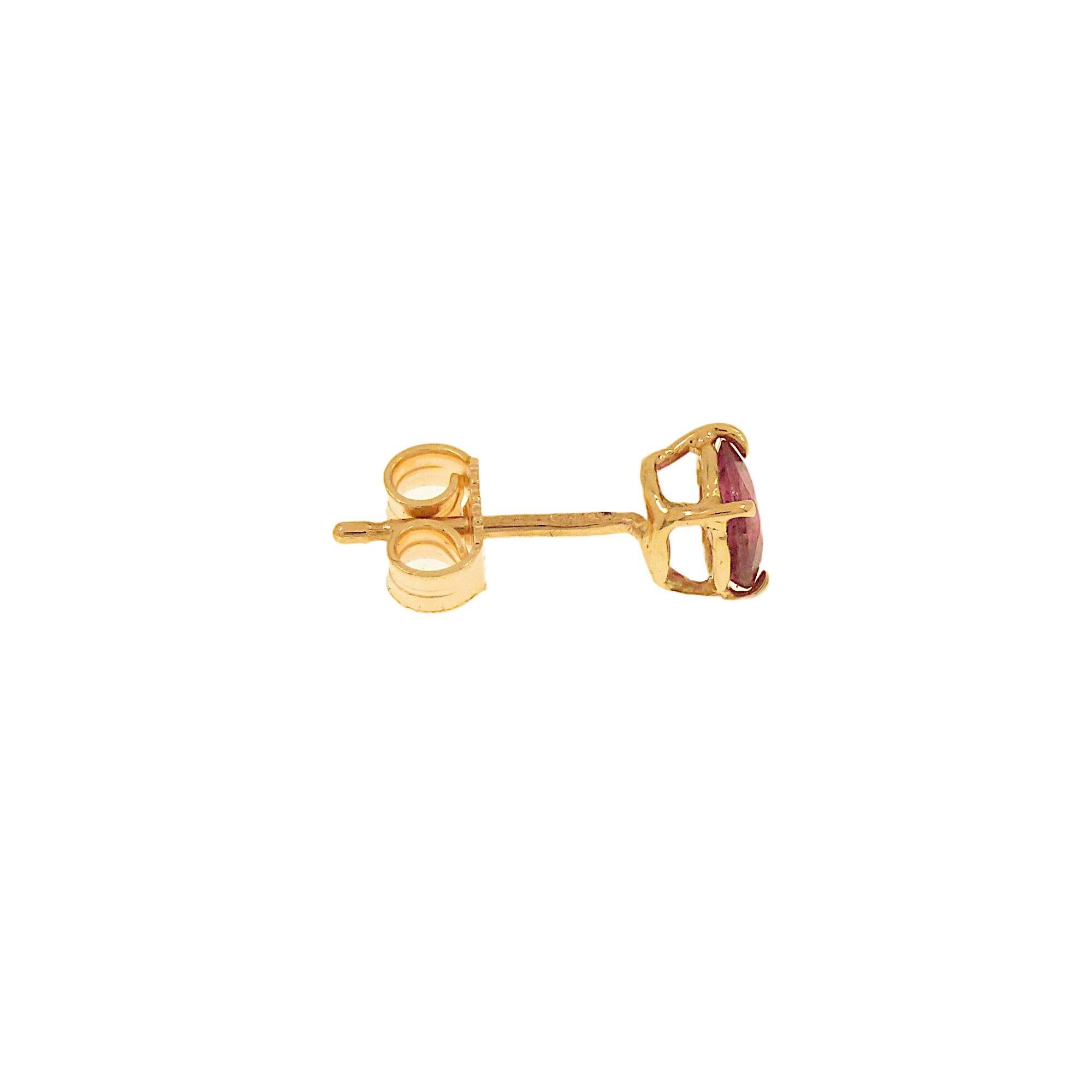 Brilliant Cut Rose Gold Earring with Ruby Made in Italy For Sale
