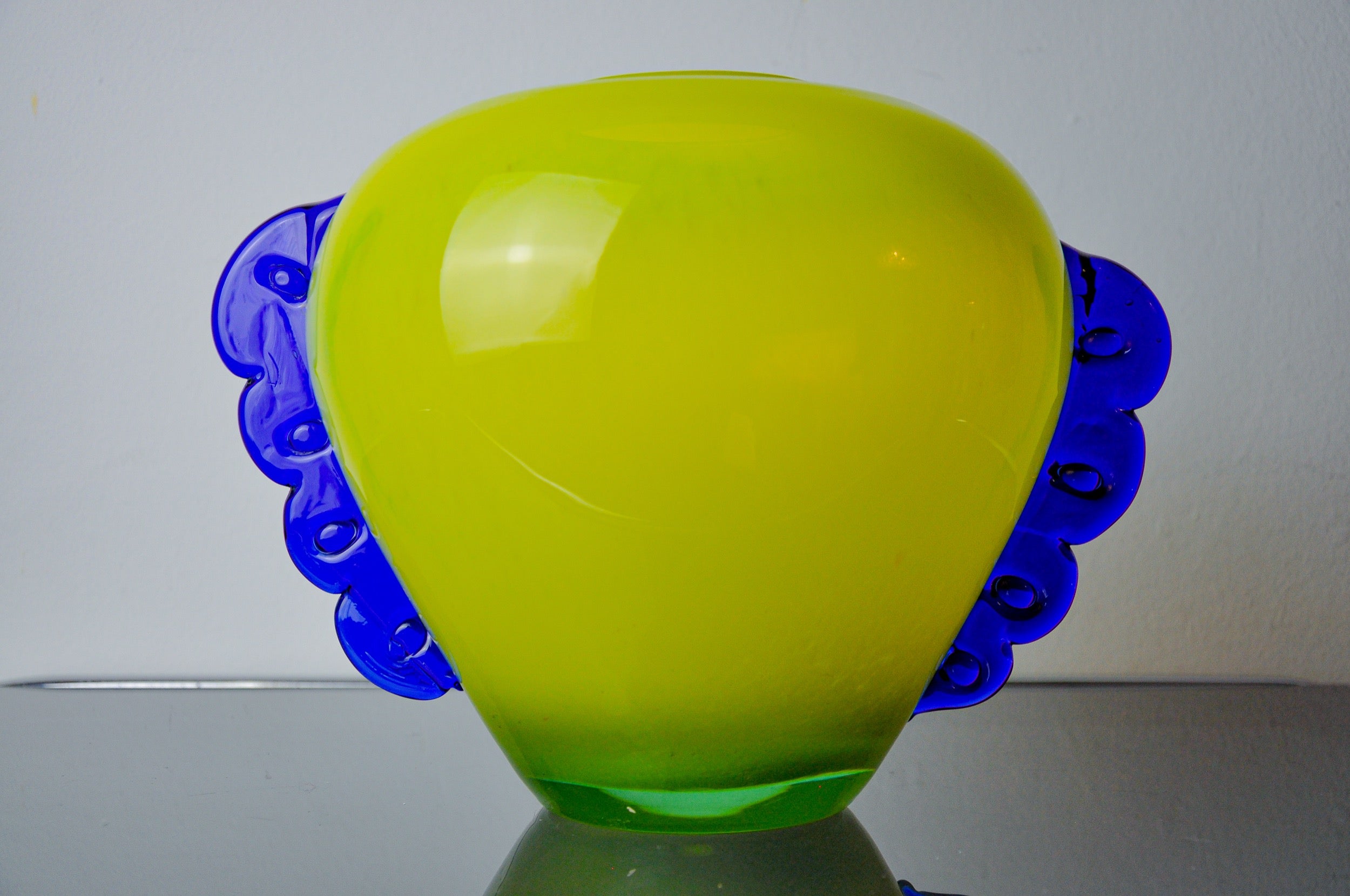 Late 20th Century Orecchio vase in Murano glass, yellow and blue blown glass, Italy, 1970 For Sale