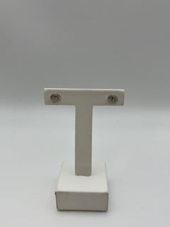 Gucci Running G earrings in 18 kt. white gold and diamonds