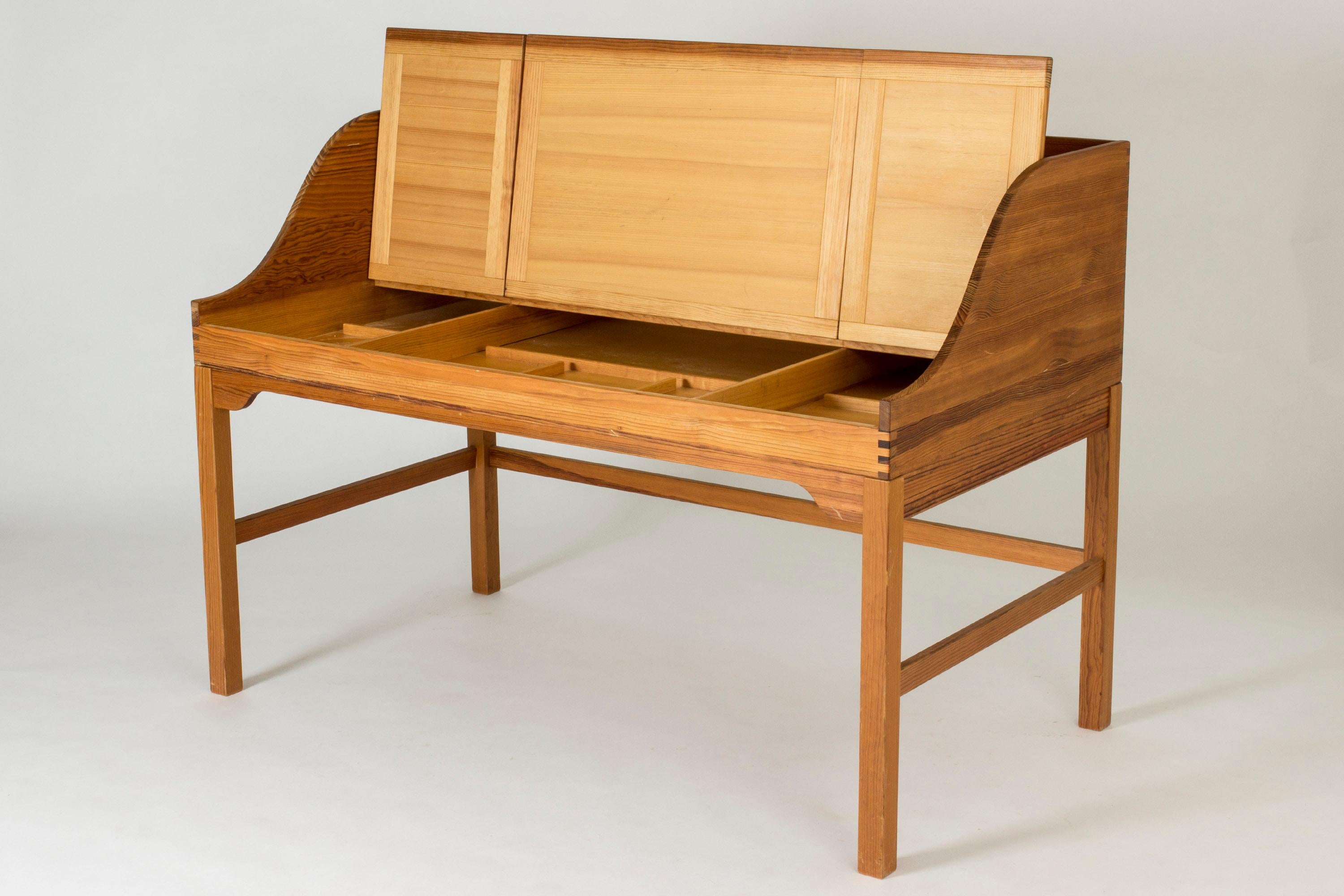 Oregon Pine Desk by Andreas Hansen for Hadsten Træindustri, Denmark, 1970s 1
