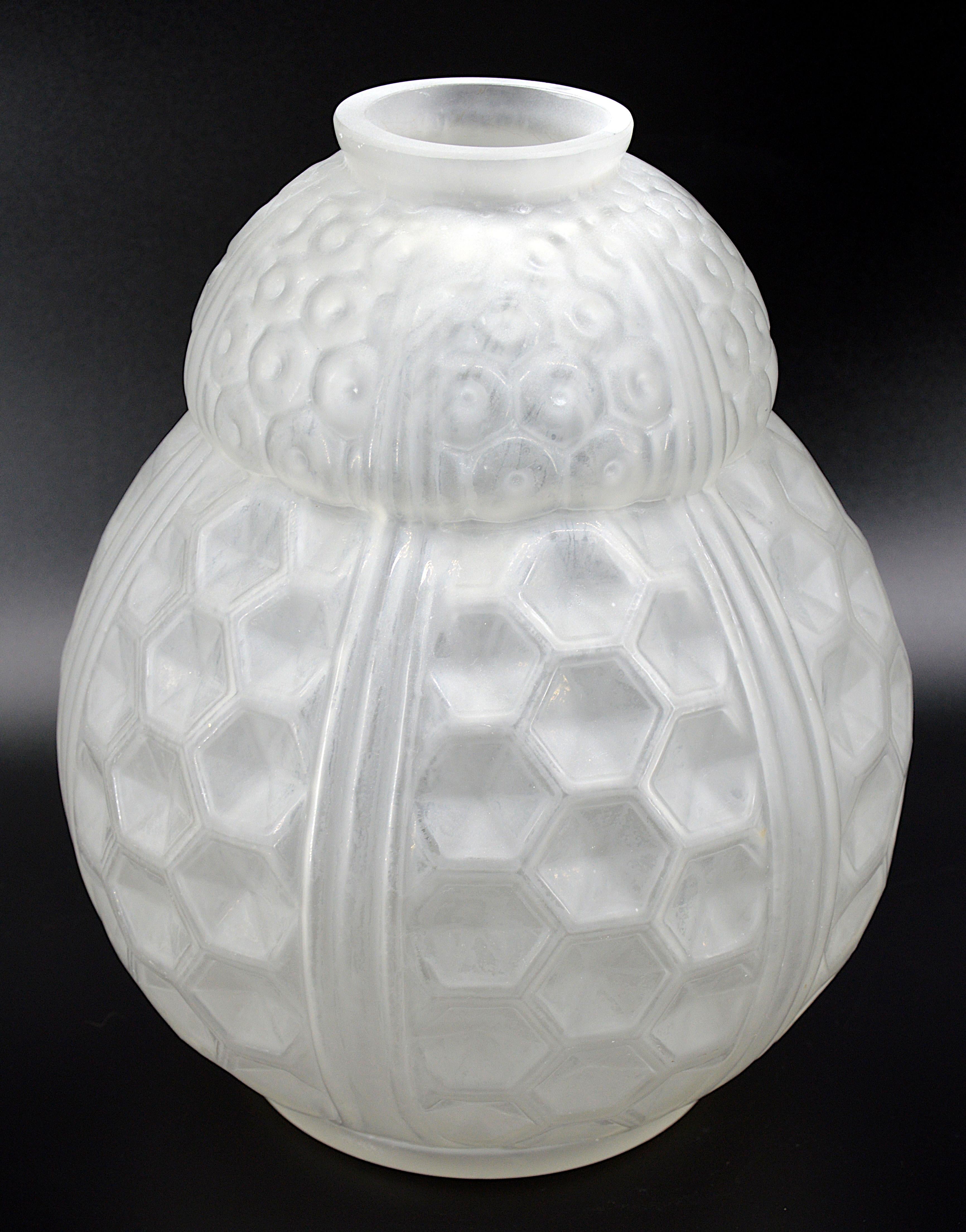 Early 20th Century Oreot Large French Art Deco Glass Vase, 1920 For Sale