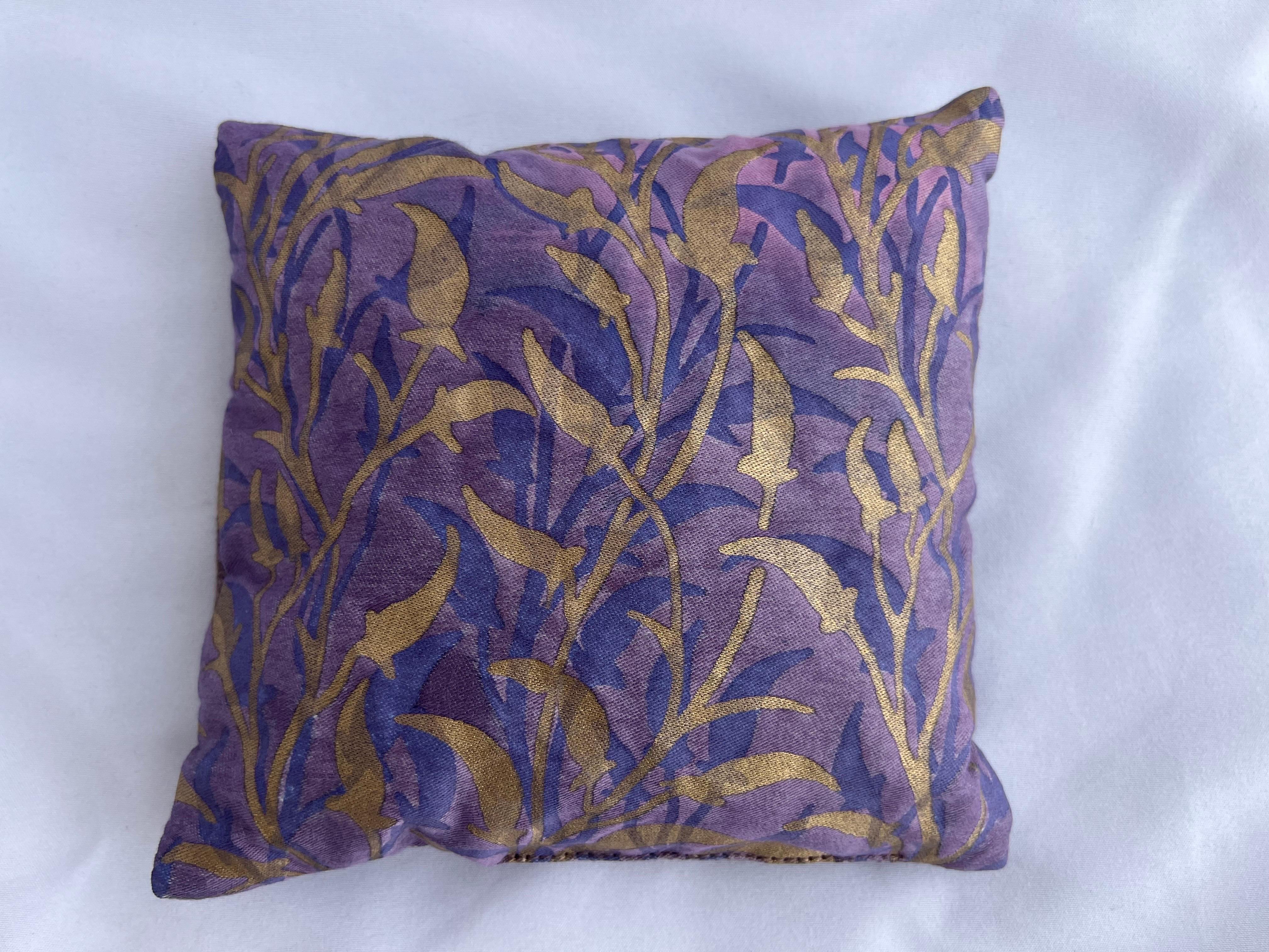 Italian Orfeo Patterned Fortuny Lavender Sachet  For Sale