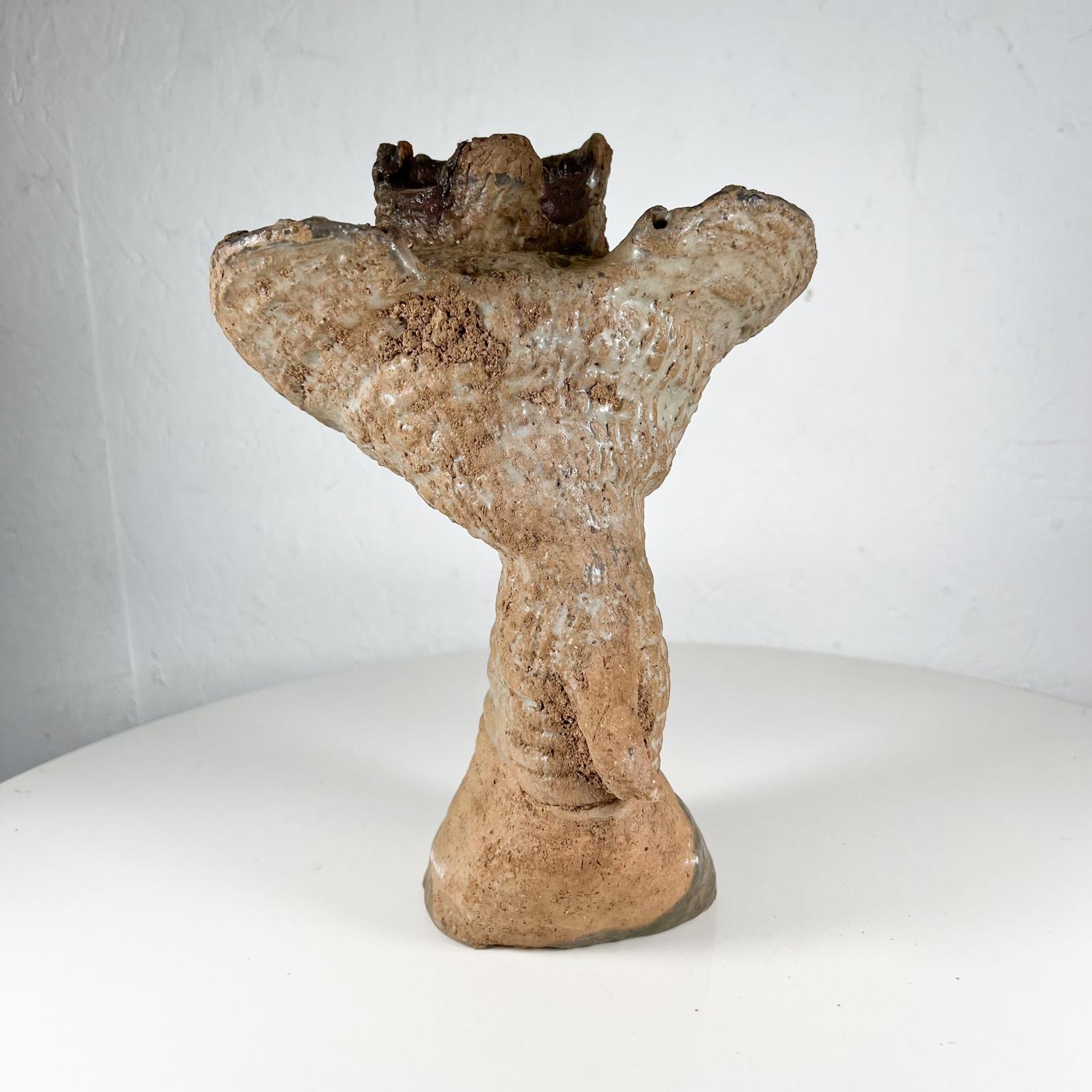 Organic Art Vintage Modern Pottery Textured Abstract Hoof Sculpture In Good Condition For Sale In Chula Vista, CA