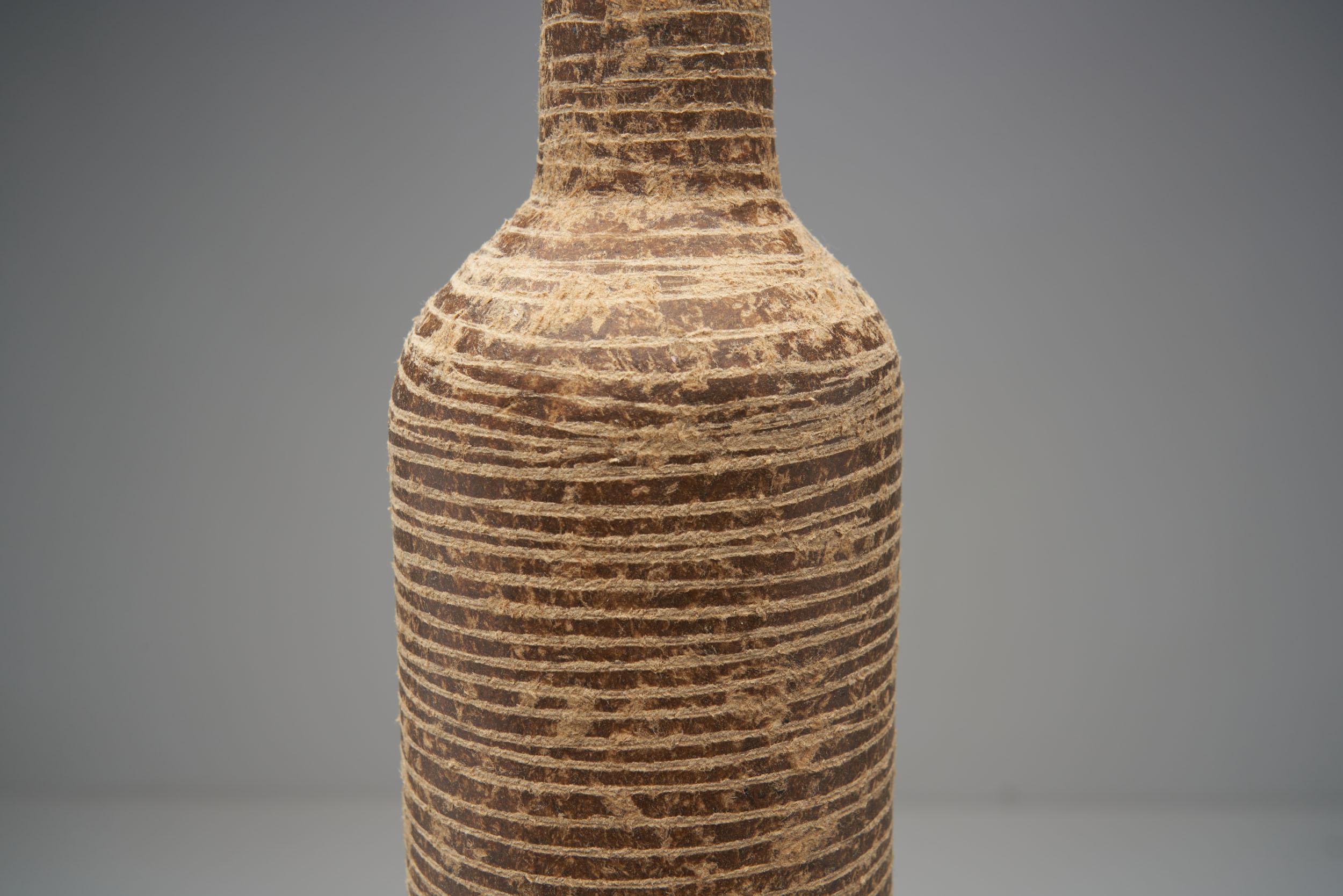 Organic Anfora Vase by Brazilian Designer Domingos Tótora, Large Ribbed For Sale 5