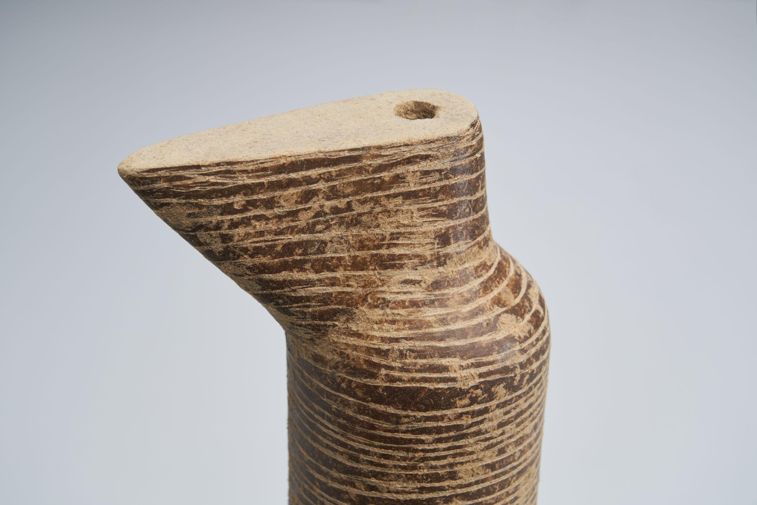 Organische Vase Anfora des brasilianischen Designers Domingos Tótora, Medium mit Ausguss im Angebot 3