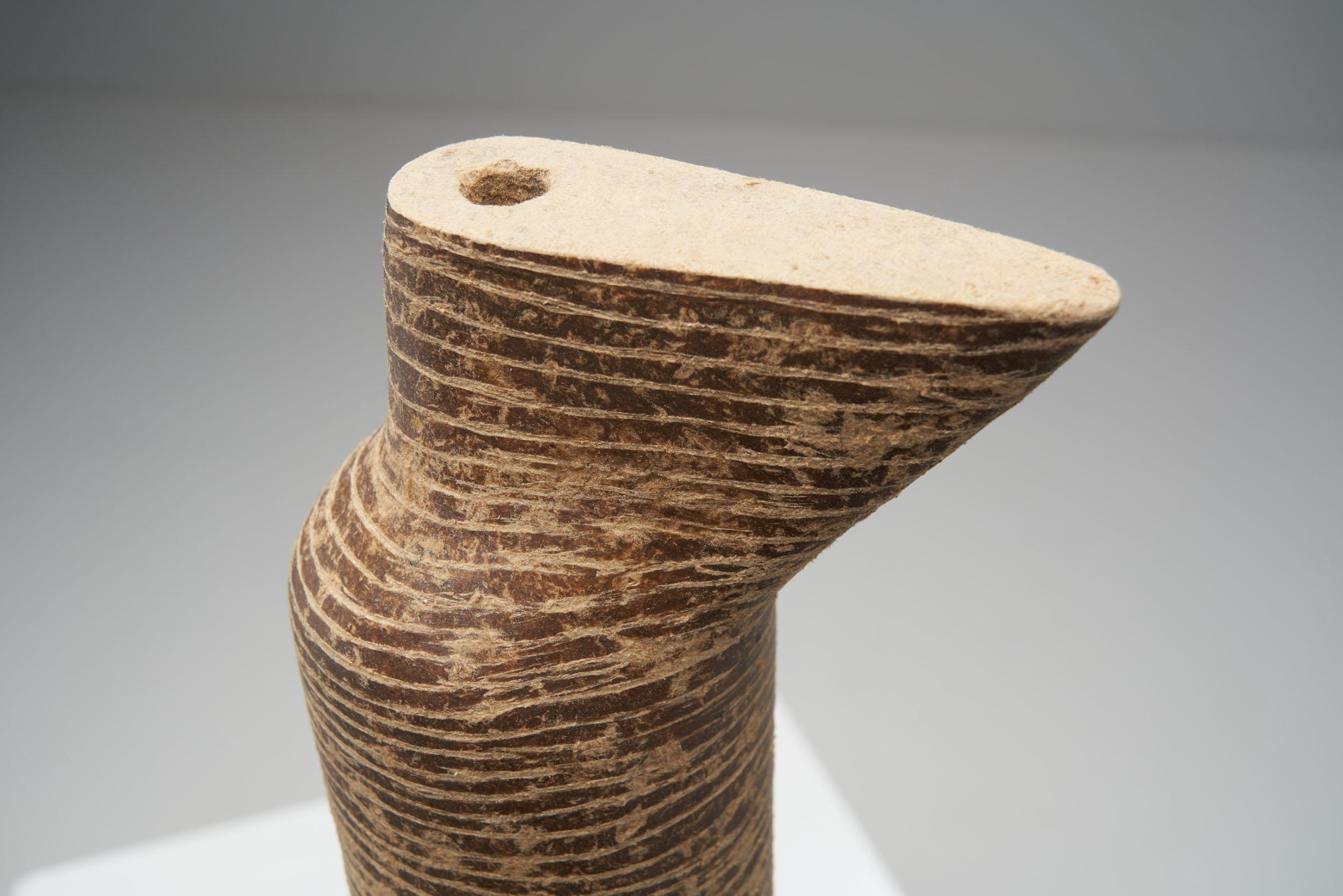 Organische Vase Anfora des brasilianischen Designers Domingos Tótora, Medium mit Ausguss im Angebot 4