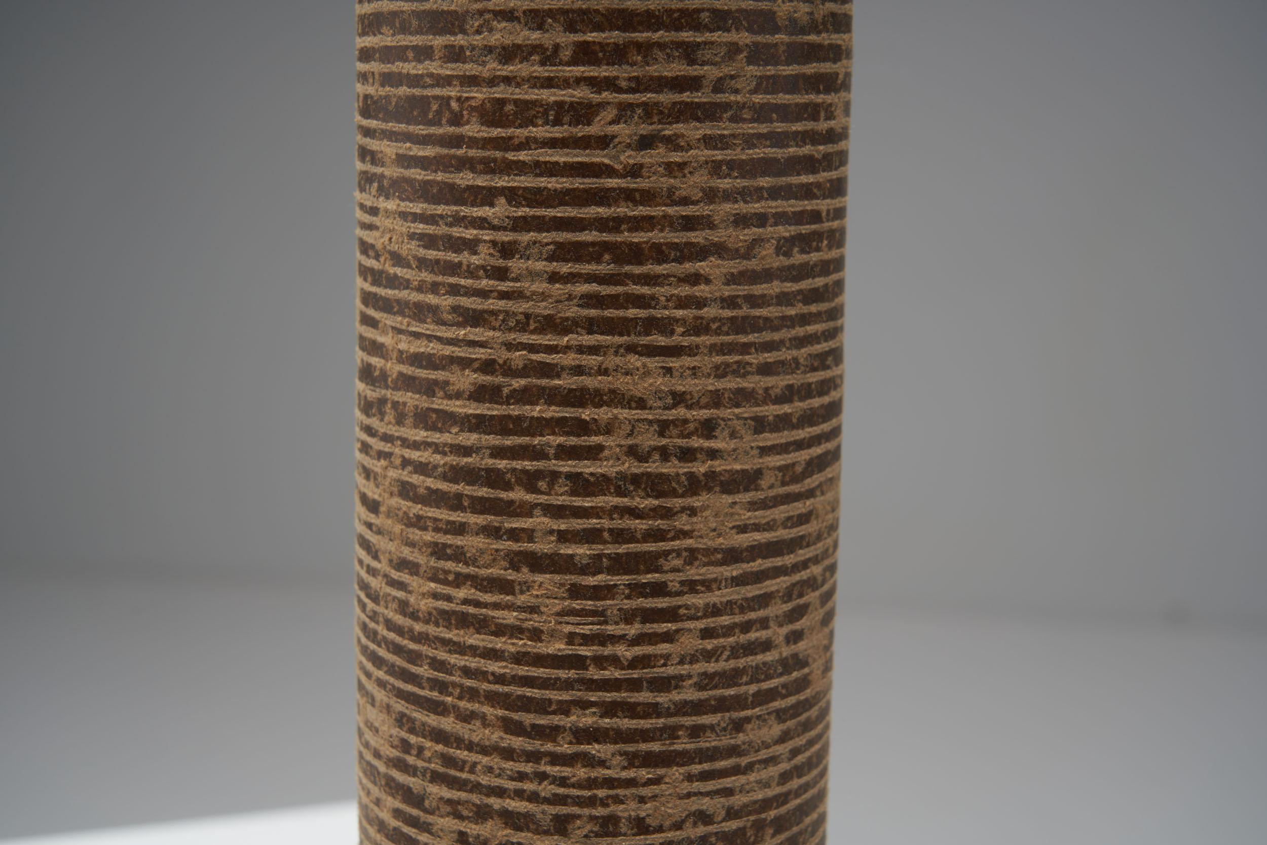 Organische Vase Anfora des brasilianischen Designers Domingos Tótora, Medium mit Ausguss im Angebot 6