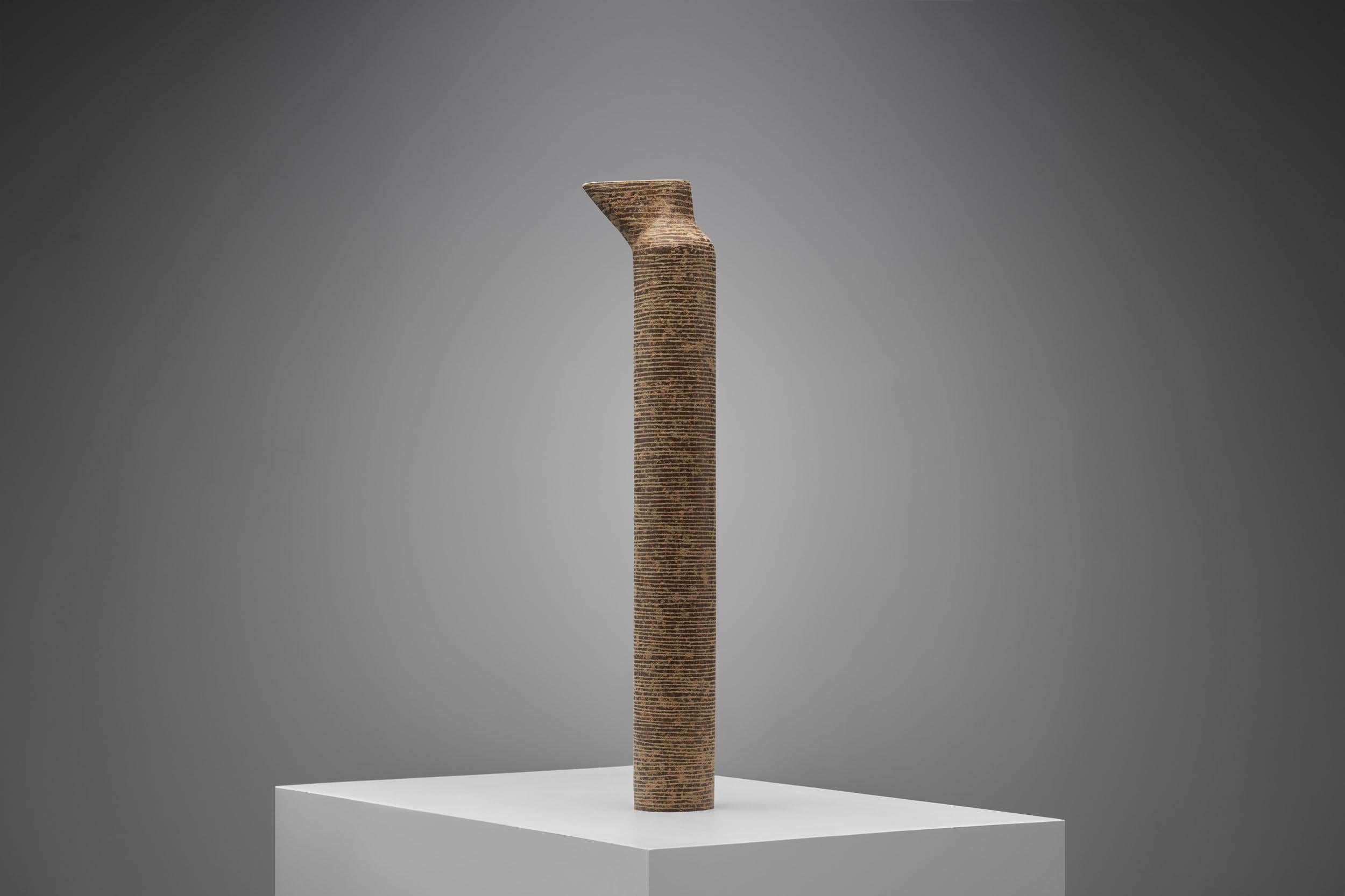 Organische Vase Anfora des brasilianischen Designers Domingos Tótora, Medium mit Ausguss (Handgefertigt) im Angebot