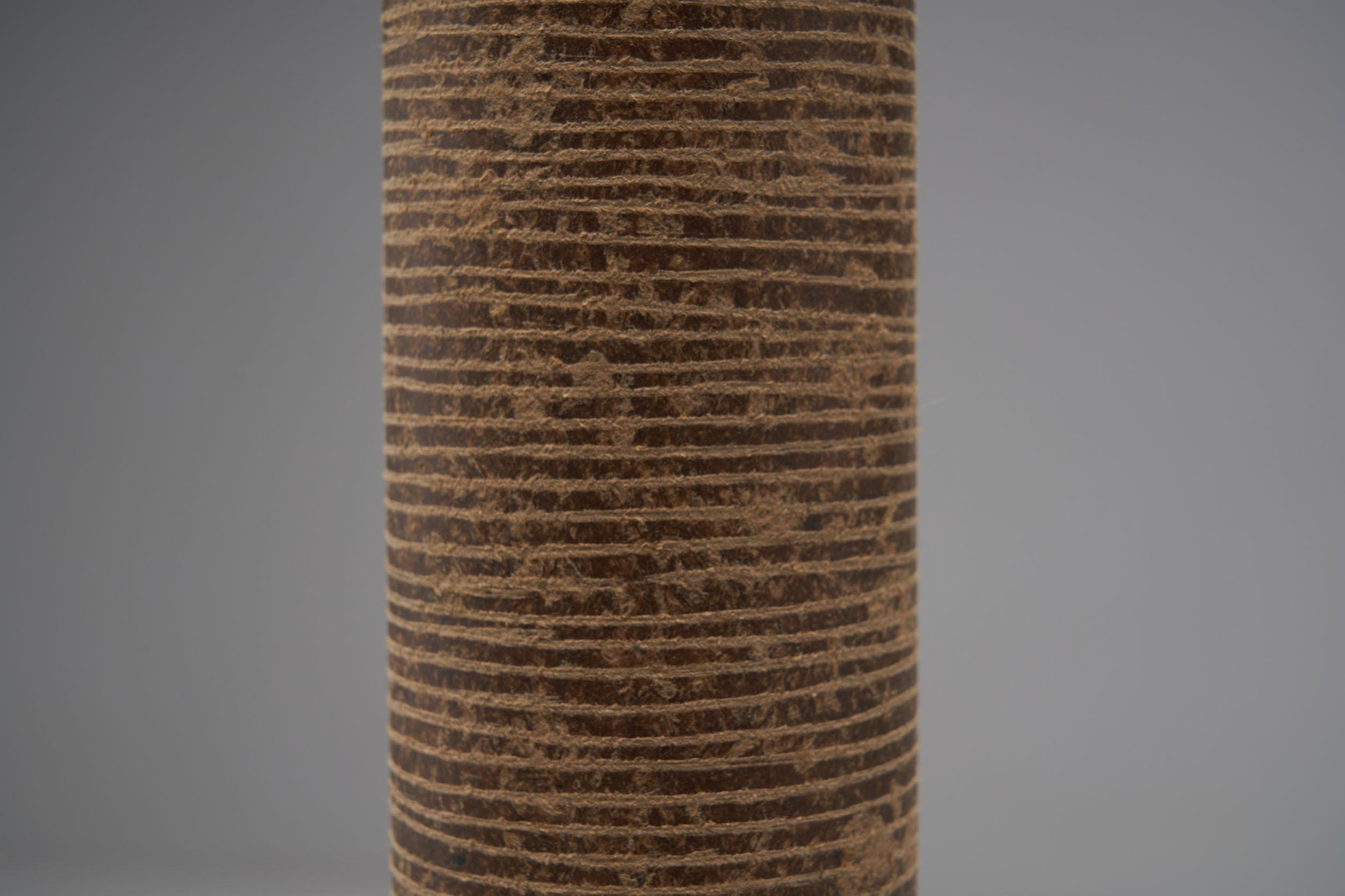 Vaso organico Anfora del designer brasiliano Domingos Tótora, piccolo a coste in vendita 4