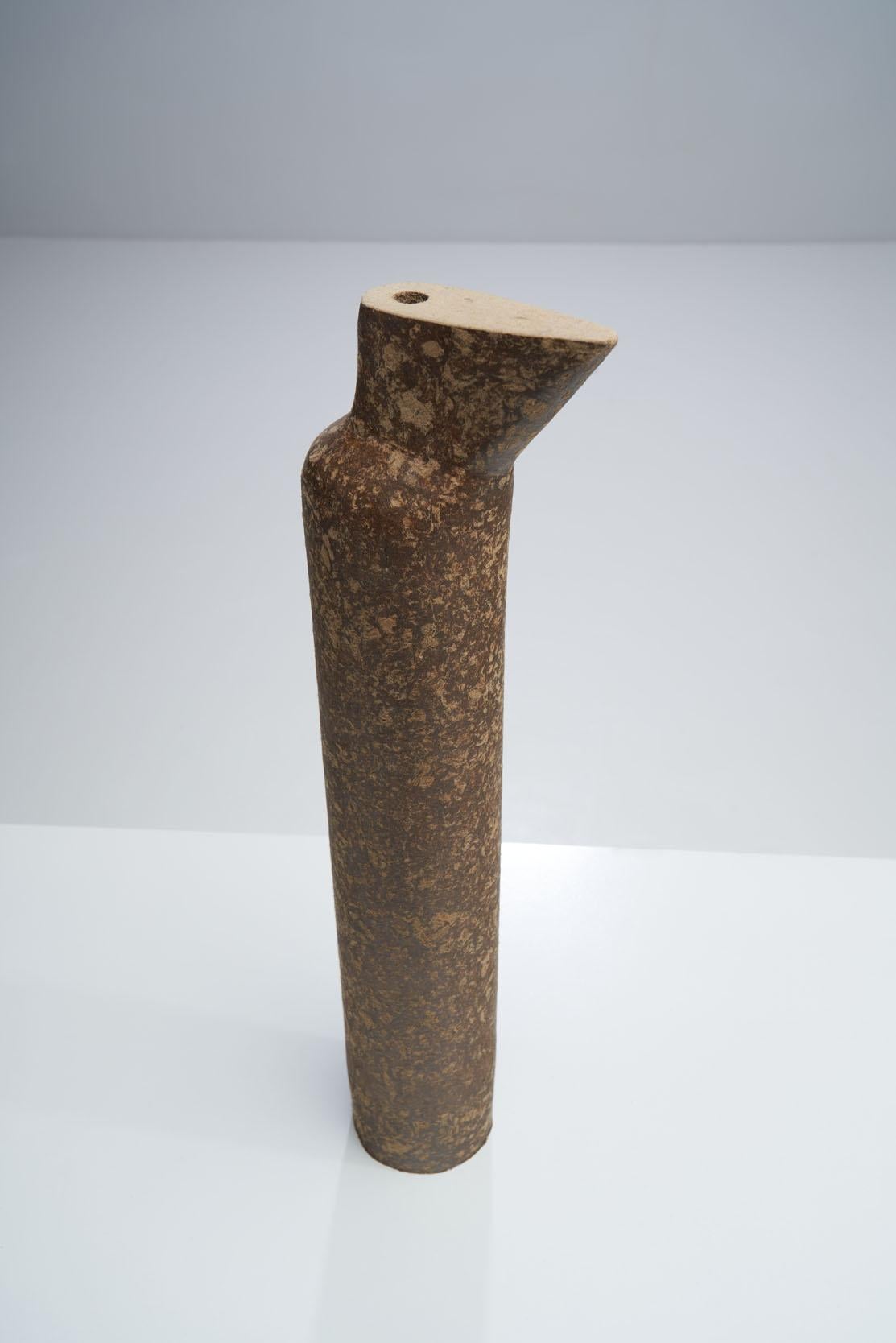 Carta Vaso organico Anfora del designer brasiliano Domingos Tótora, piccolo con beccuccio in vendita