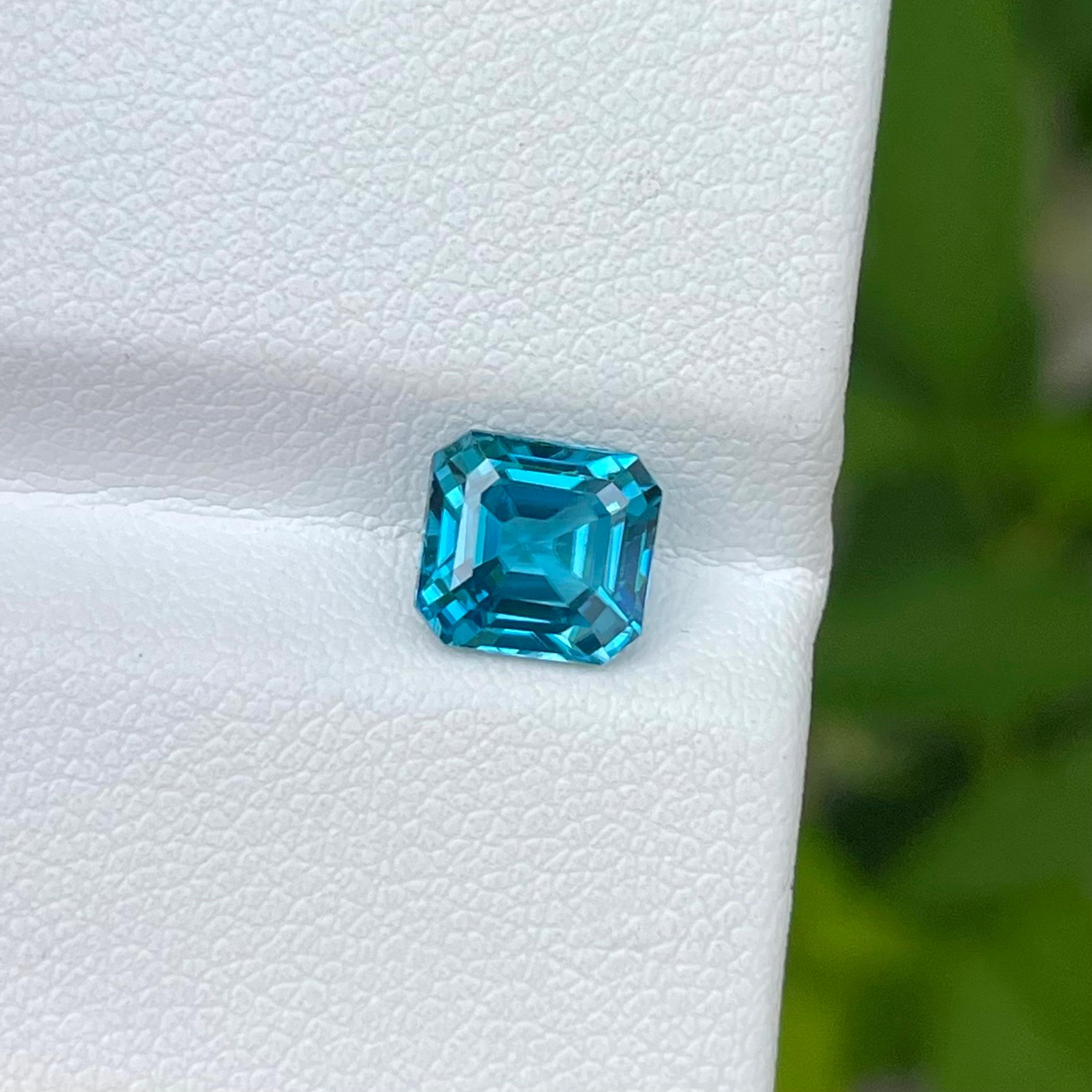 Weight 2.40 carats 
Dimensions 7.1 x 6.7 x 4.3 mm
Treatment None 
Origin Cambodia 
Clarity VVS (Very, Very Slightly Included)
Shape Octagon 
Cut Emerald 




Elevate your jewelry collection with the exquisite beauty of a 2.40 carat Natural Cambodian