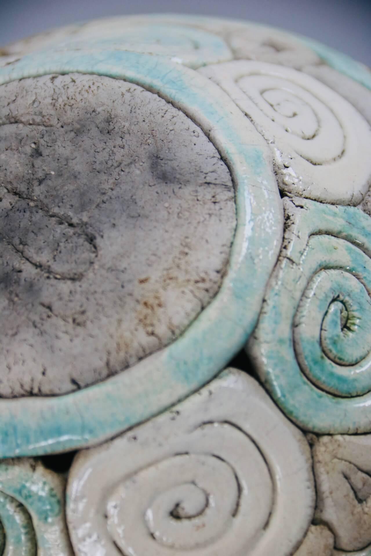 Organic bowl. Raw form with a natural effect and turquoise-white color from 1970 For Sale 3