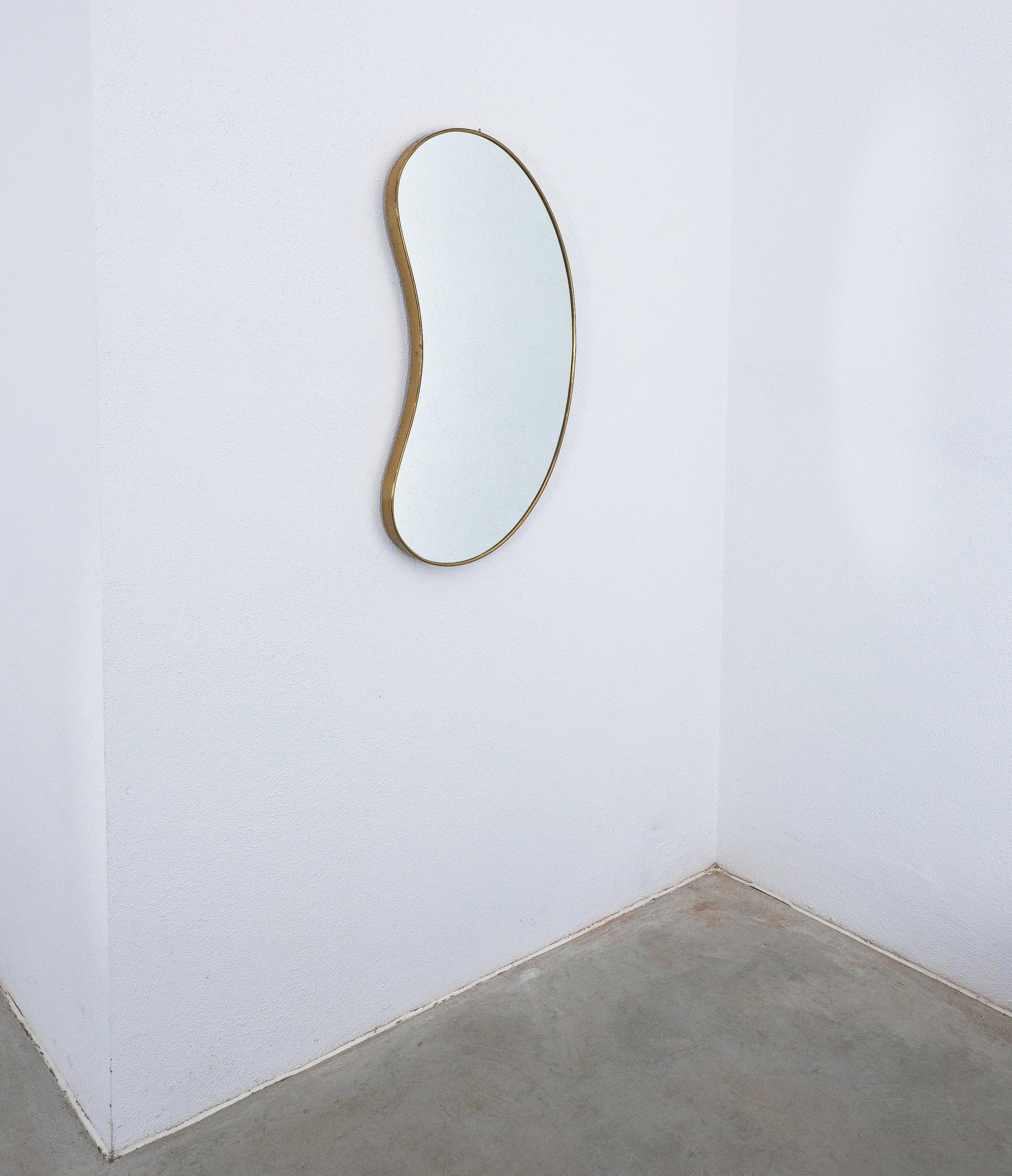 Organic Brass Rim Frame Mirrors (5) Mid-Century, Italy In Good Condition For Sale In Vienna, AT