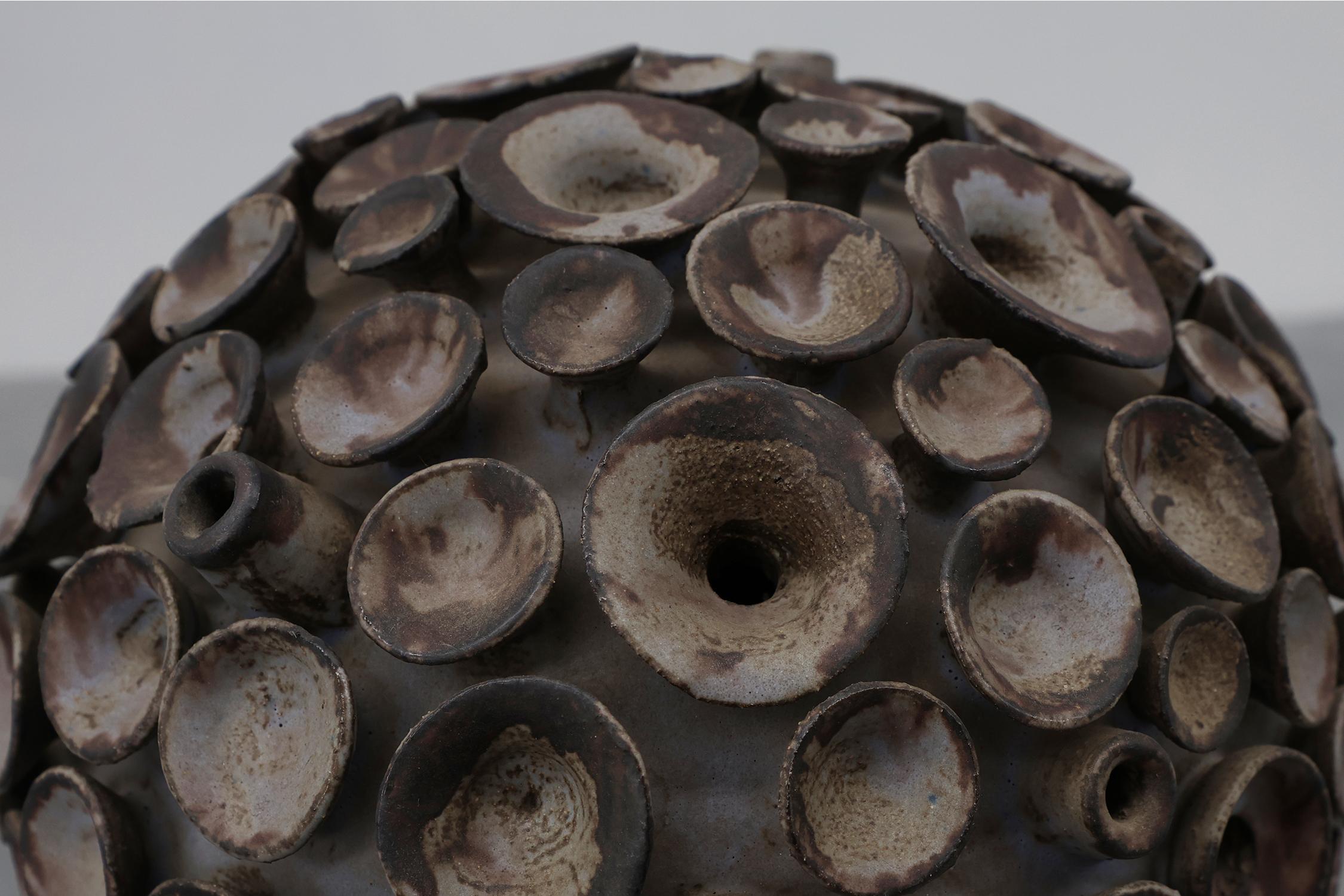 Organic ceramic “mushroom” sculpture signed EL, Belgium 1960s For Sale 2