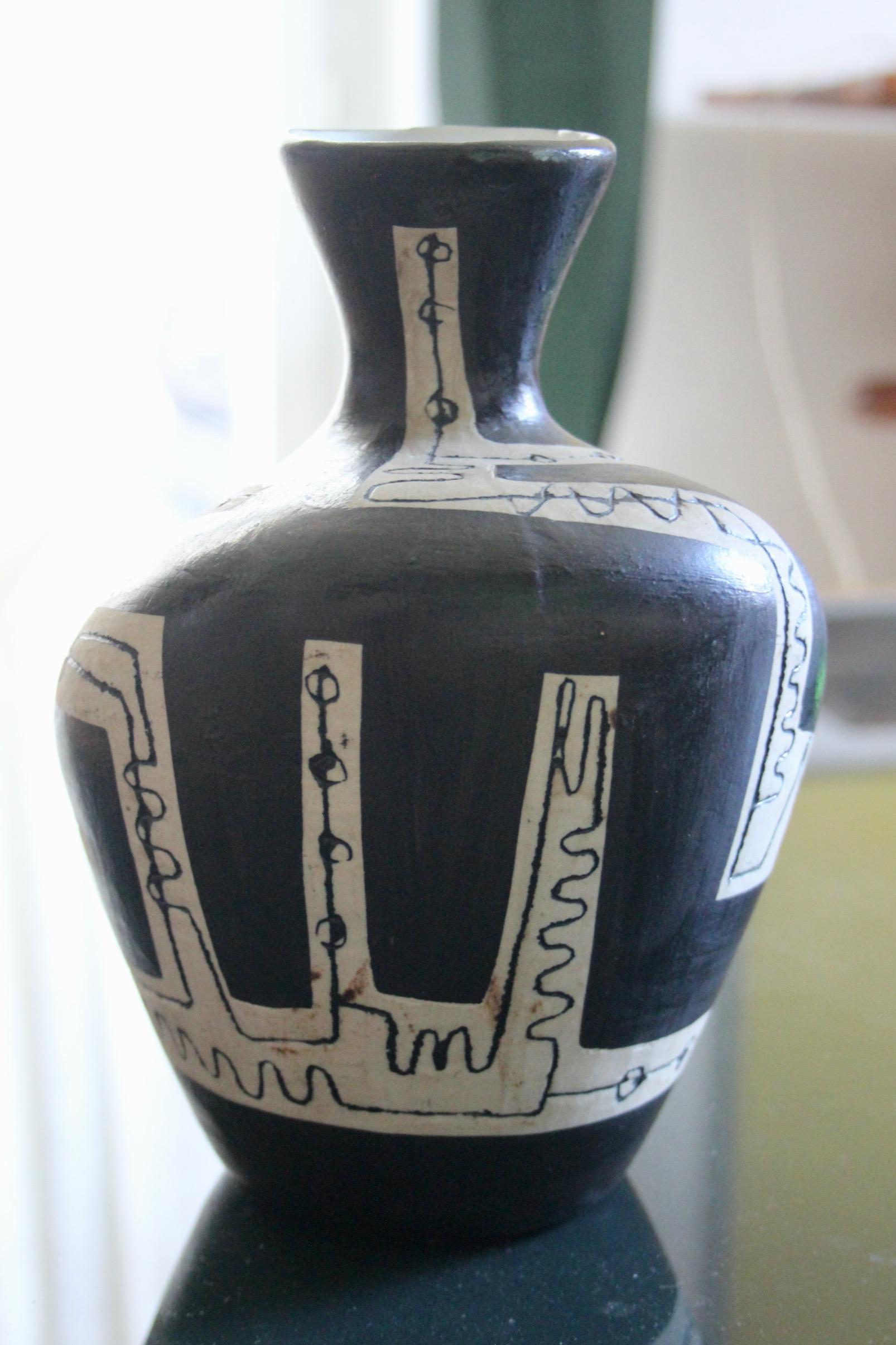 Ceramic Organic ceramic vase For Sale