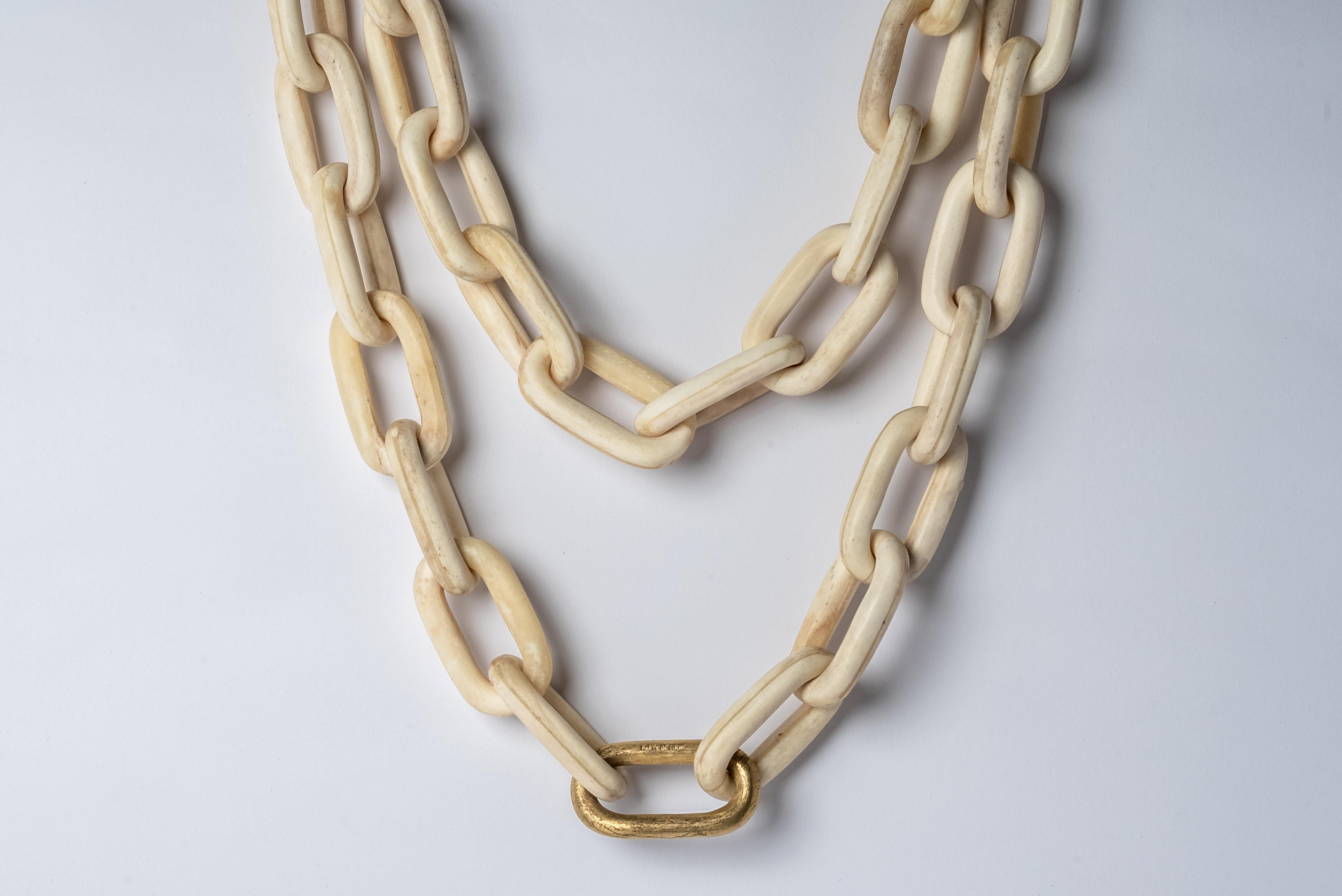 Organic Chain (Medium Links, 113cm, B+AG) In New Condition For Sale In Hong Kong, Hong Kong Island