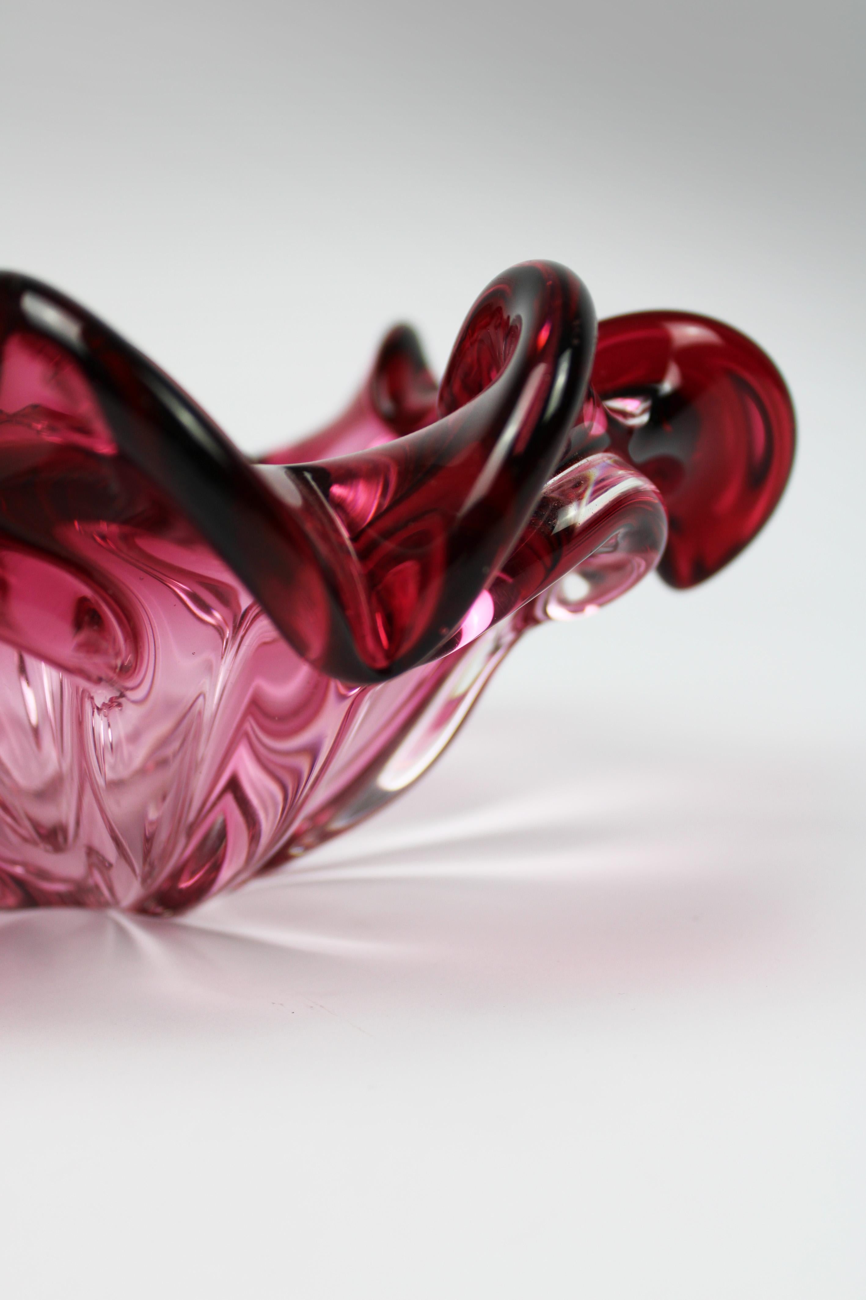 Hand-Crafted Organic Crystal bowl Floral Cherry Red Murano 20th Century Italy For Sale