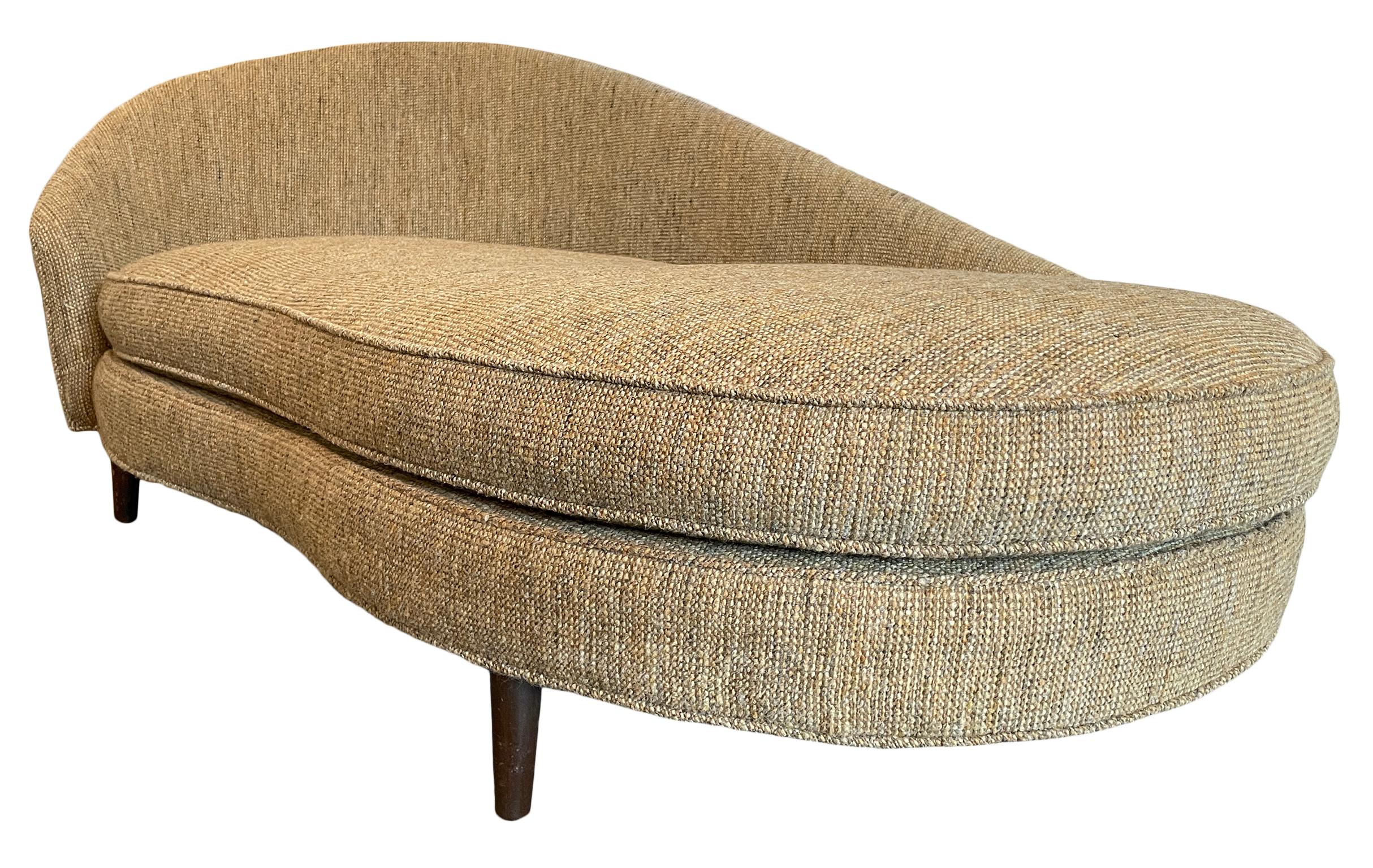 curved daybed
