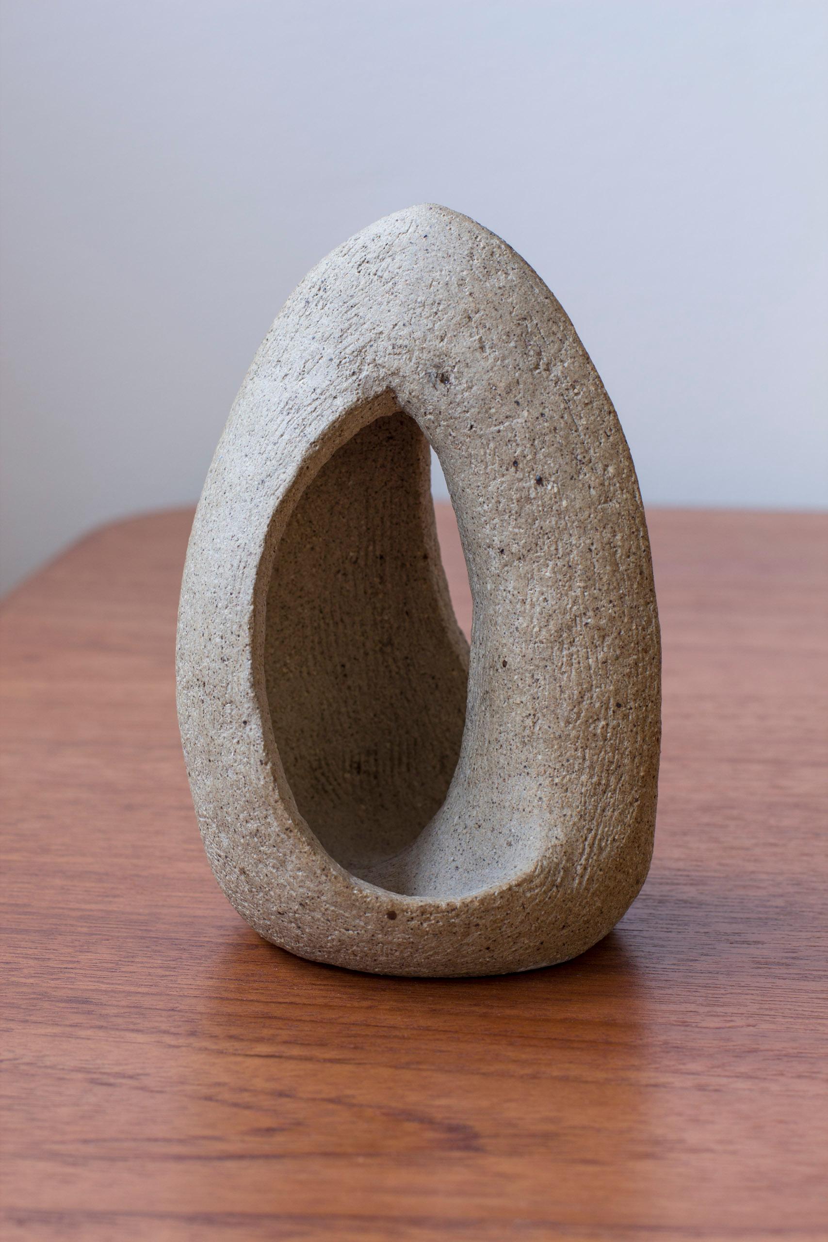 Scultura organica in ceramica danese, Danimarca, anni 1960-70 In condizioni buone in vendita a Hägersten, SE