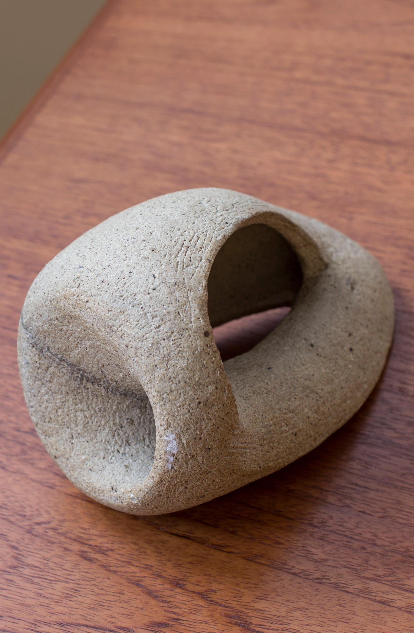 Metà XX secolo Scultura organica in ceramica danese, Danimarca, anni 1960-70 in vendita