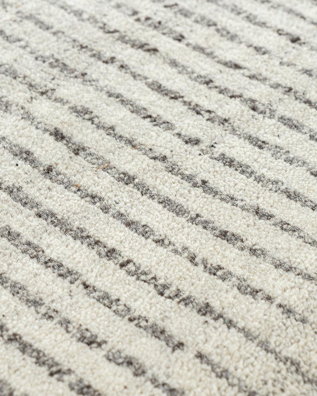 Organic Day Zeitgenössischer Teppich 8' x 10' (Handgeknüpft) im Angebot