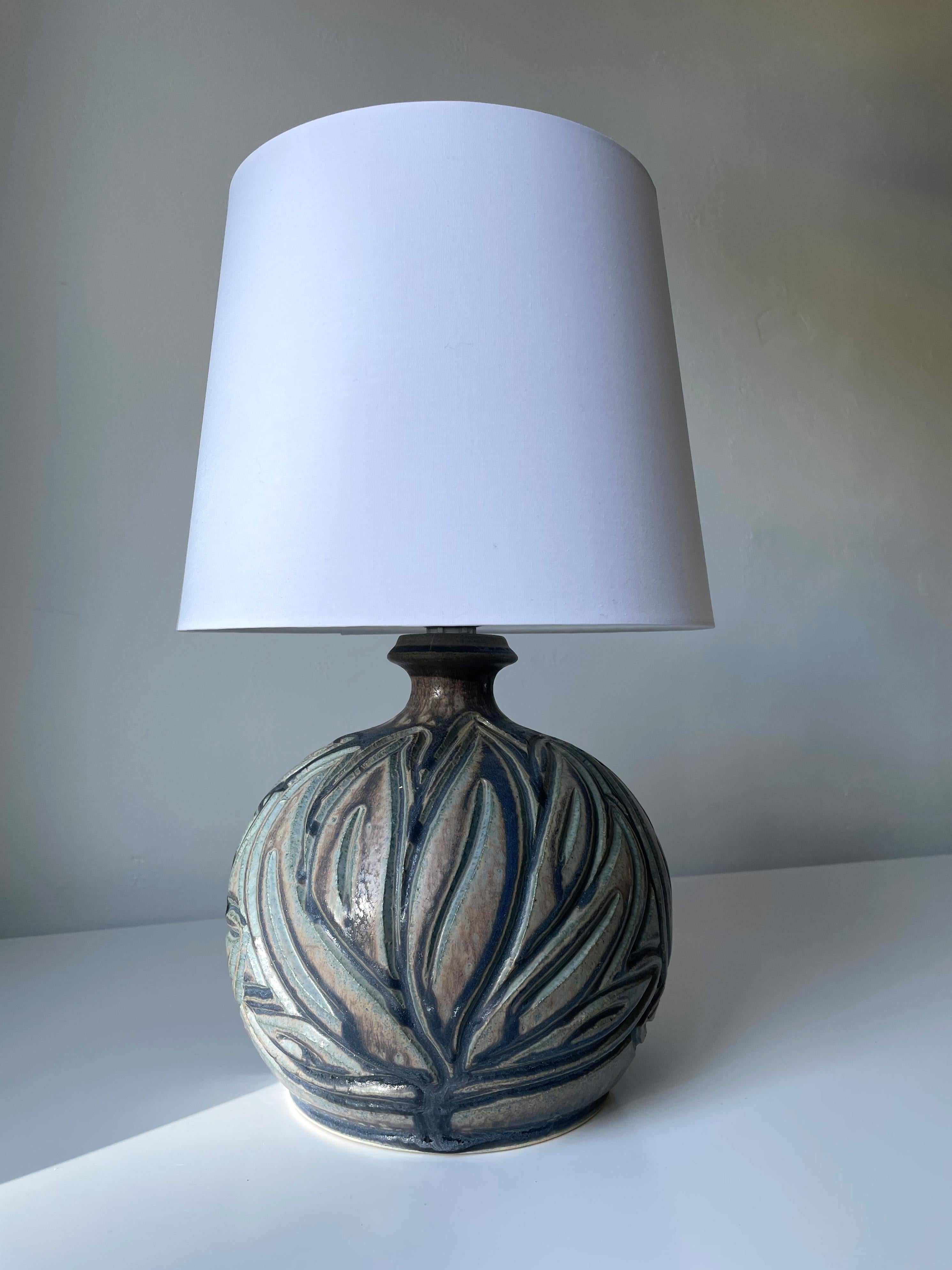 Handmade Organic 1950s Earth Toned Stoneware Table Lamp, Lovemose, Denmark For Sale 2