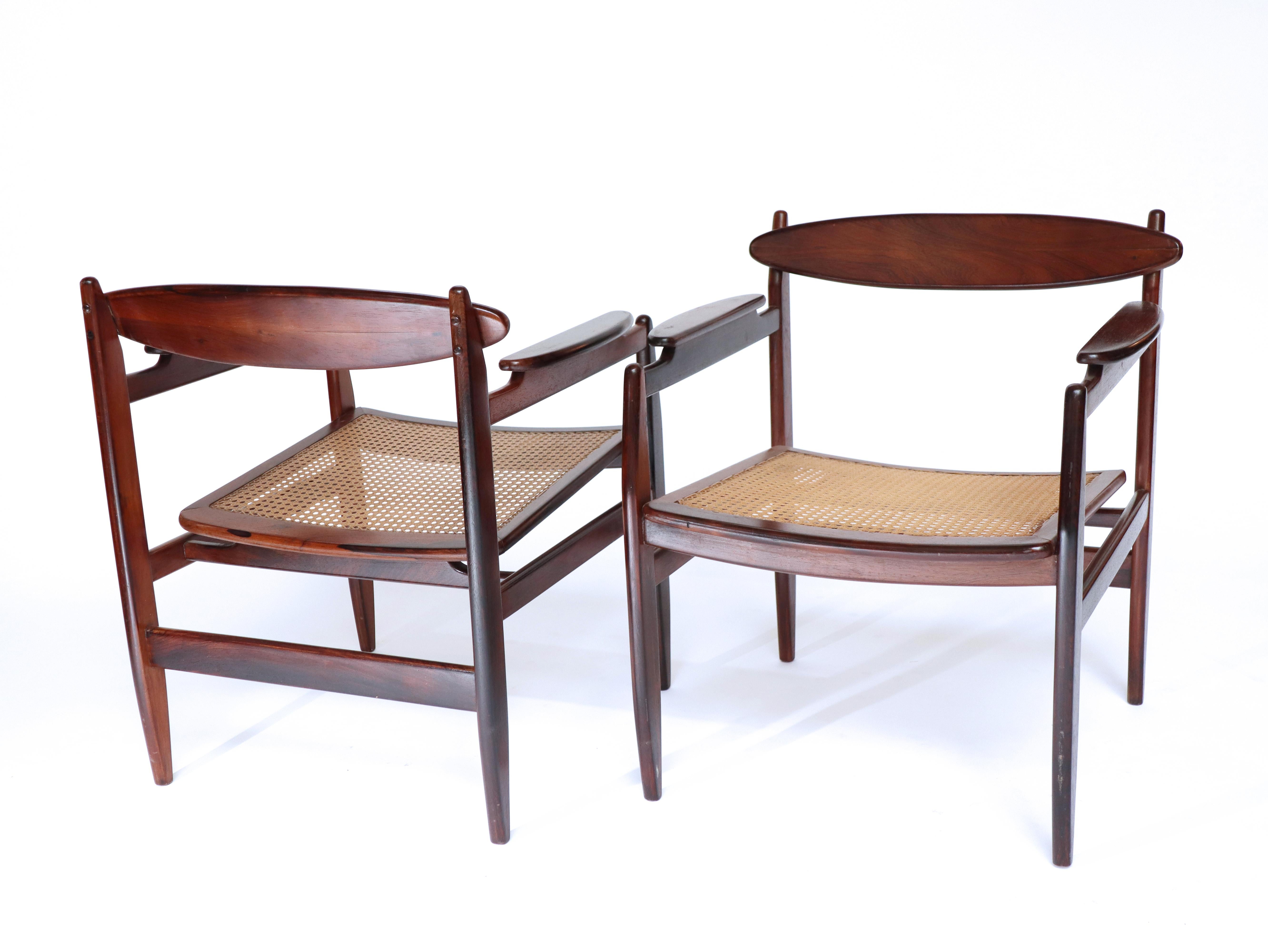 Hand-Crafted Organic Elliptical Pair of Armchairs by Alexandre Rappoport, 1960 For Sale