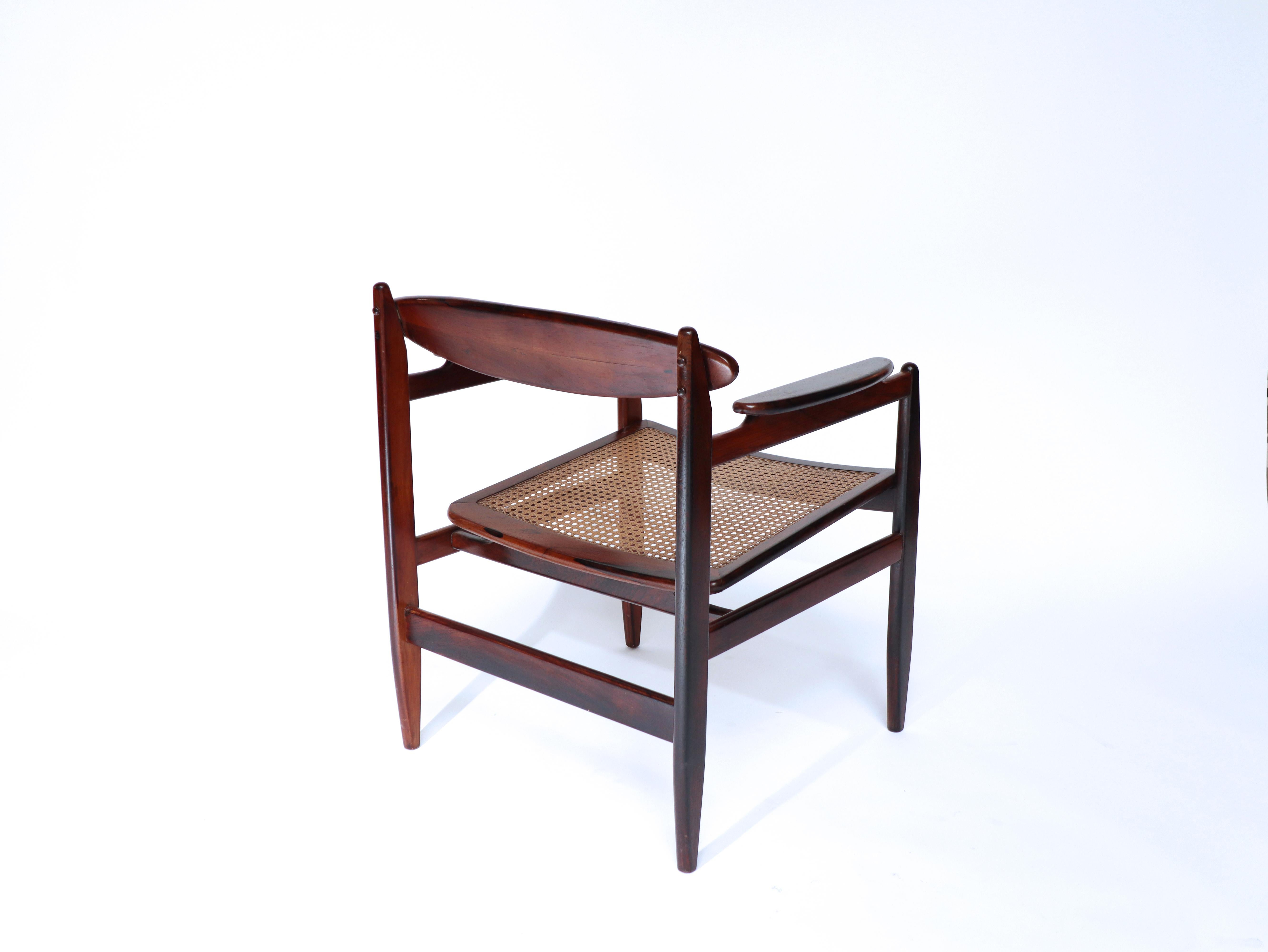 Paire de fauteuils elliptiques organiques par Alexandre Rappoport, 1960 Bon état - En vente à PARIS, FR