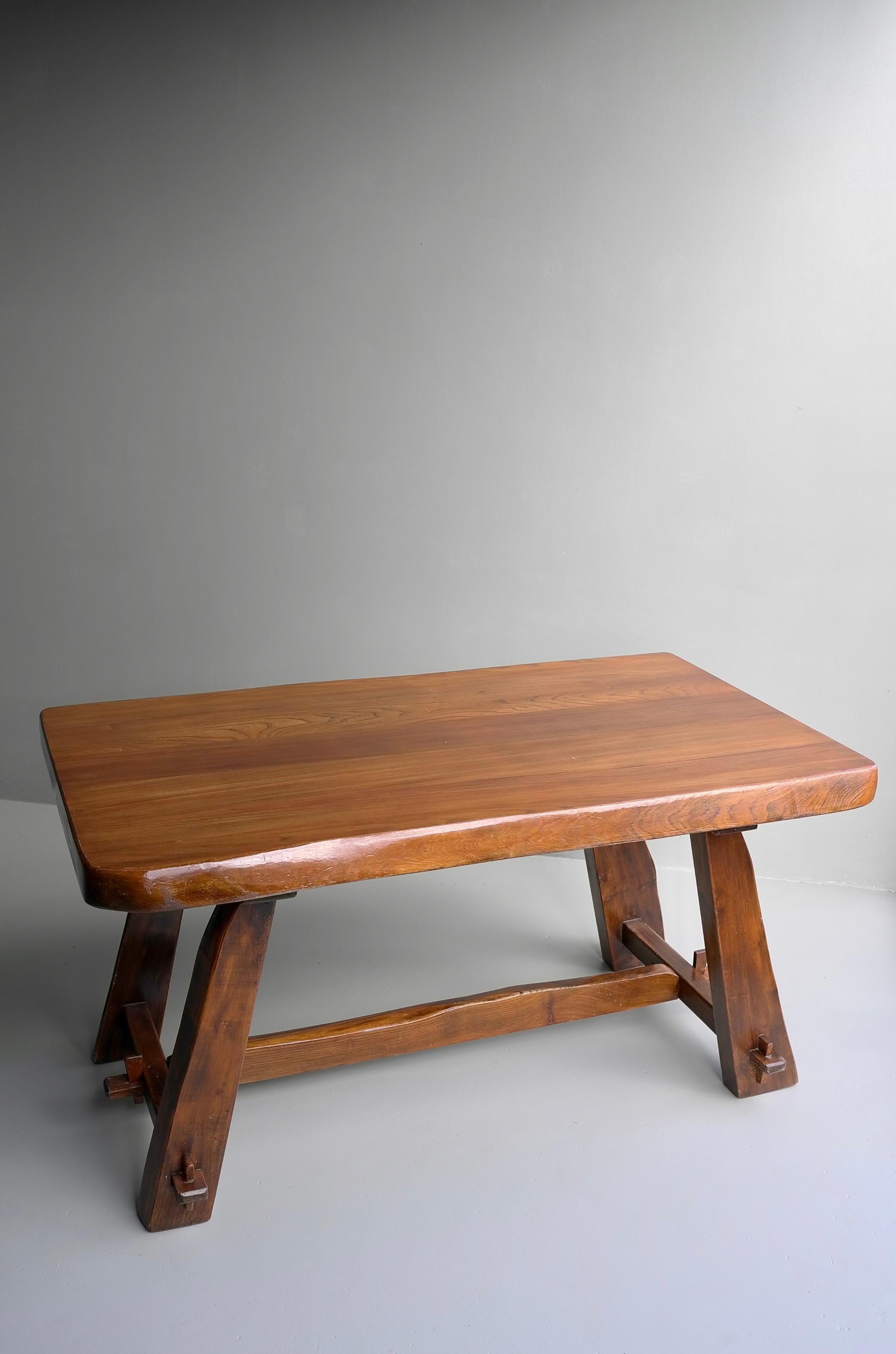 Organic Elmwood Dining Room Table by Aranjou, France 1960's For Sale 3