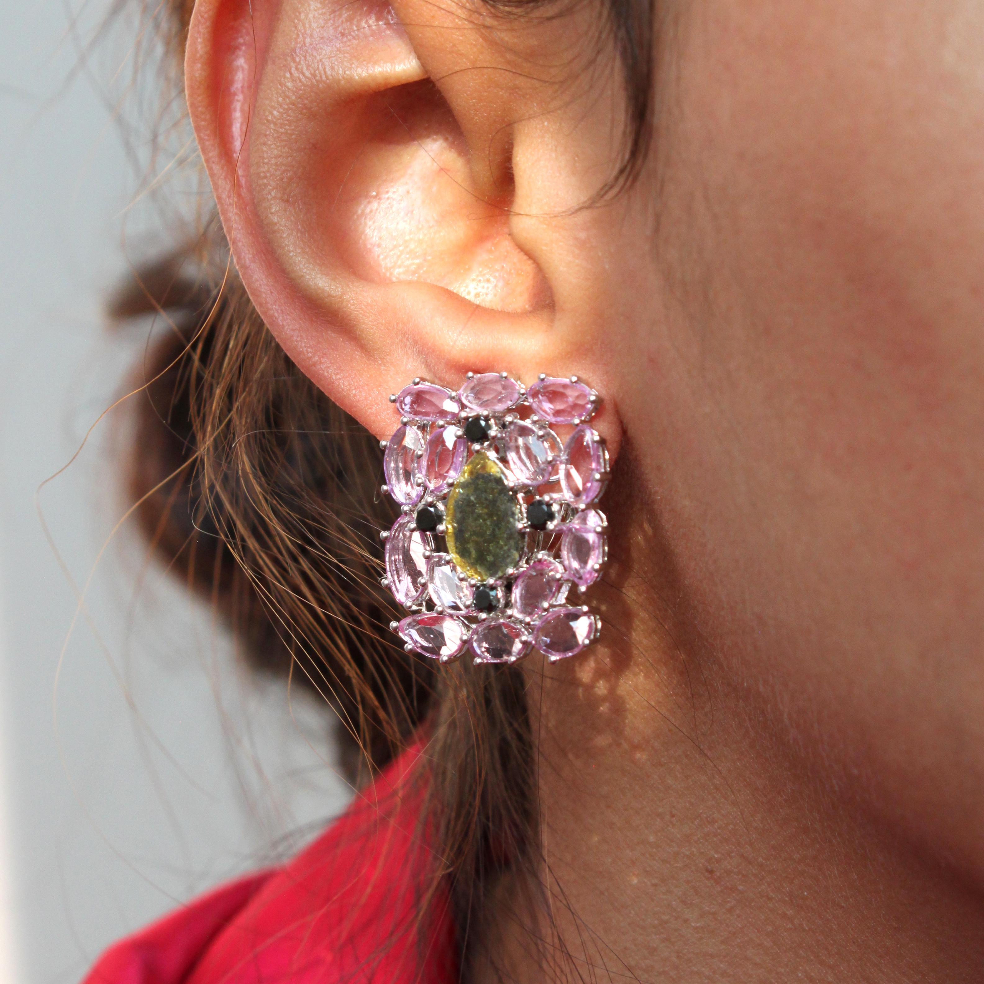 Organic Enchantment: Uncut Diamonds and Pink Sapphires in 14K White Gold In New Condition For Sale In Bangkok, TH