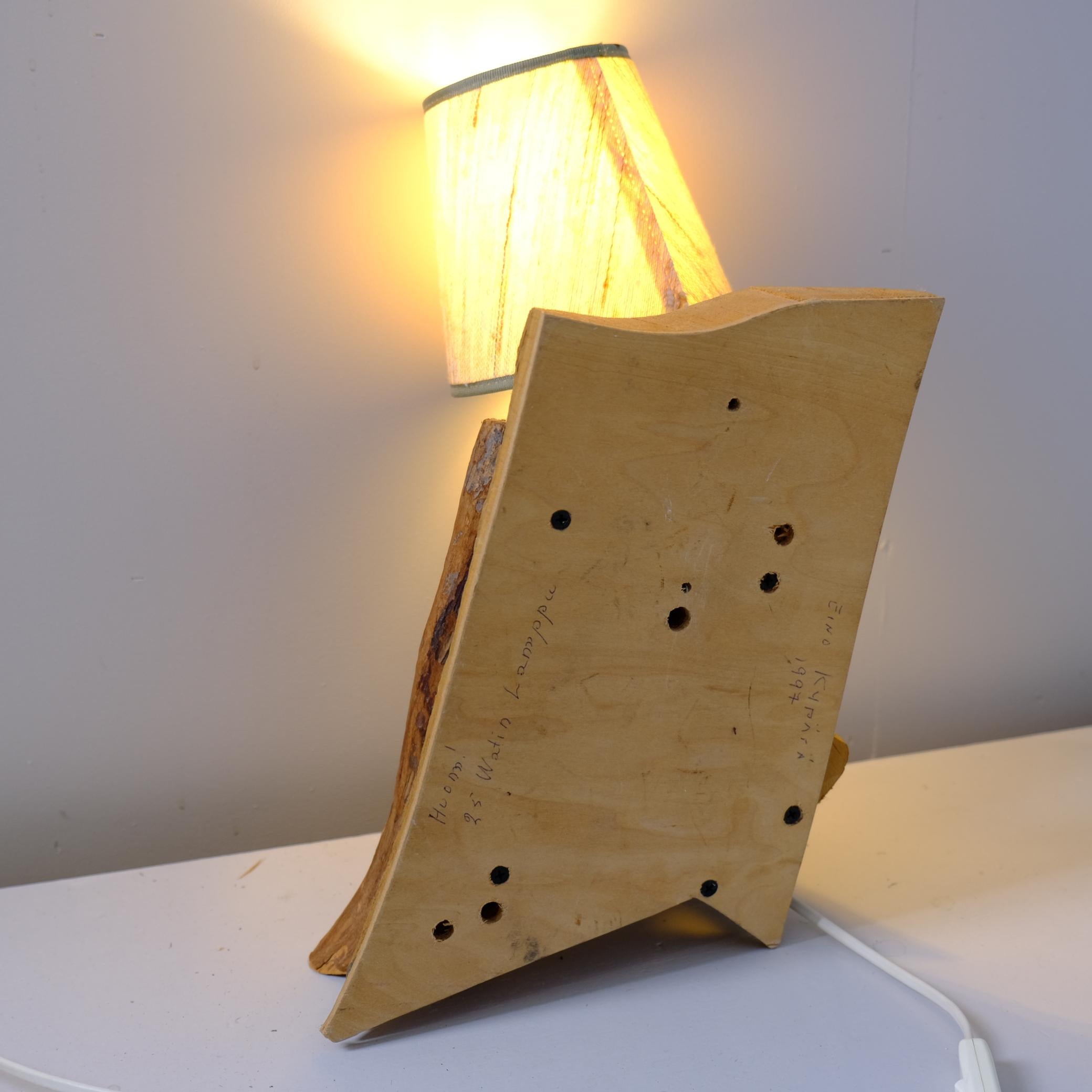 Lampe murale d'art populaire organique, ours en bois sculpté à la main, Eino Kypärä, Finlande 1997 en vente 3